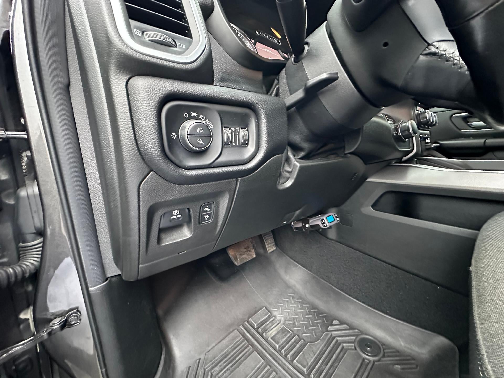 2019 RAM 1500 Big Horn/Lone Star Crew Cab 4x4 5'7" Box