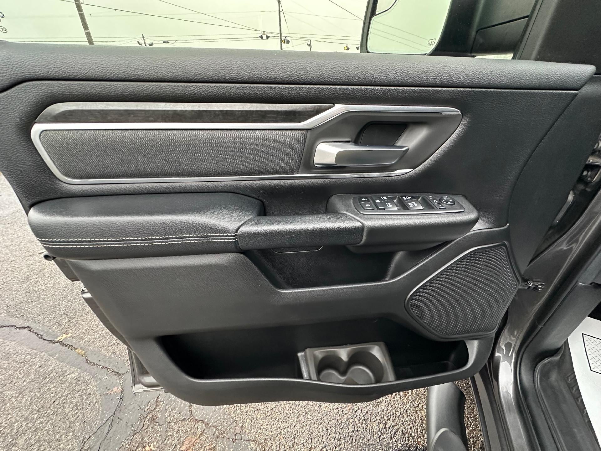 2019 RAM 1500 Big Horn/Lone Star Crew Cab 4x4 5'7" Box