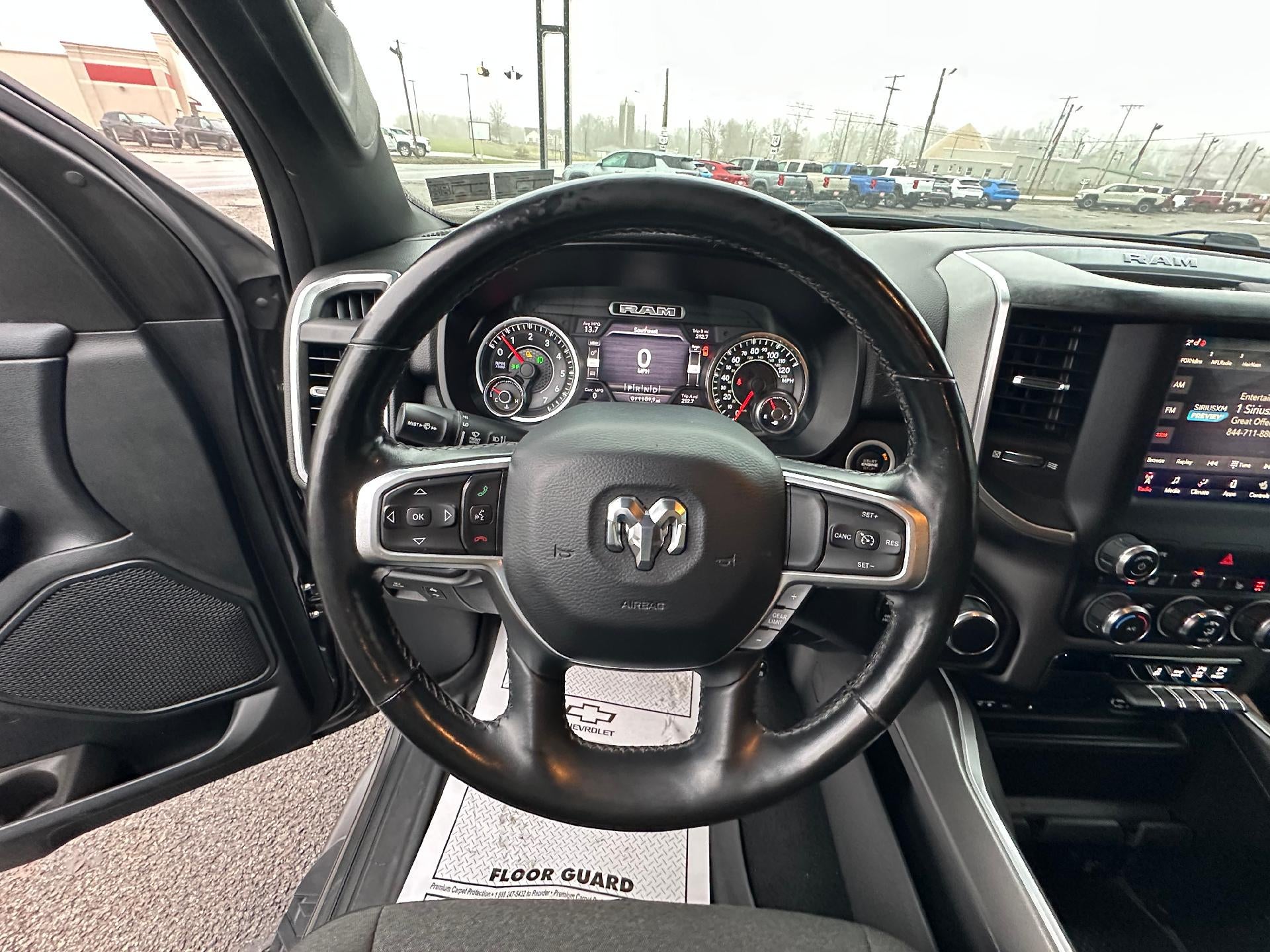 2019 RAM 1500 Big Horn/Lone Star Crew Cab 4x4 5'7" Box