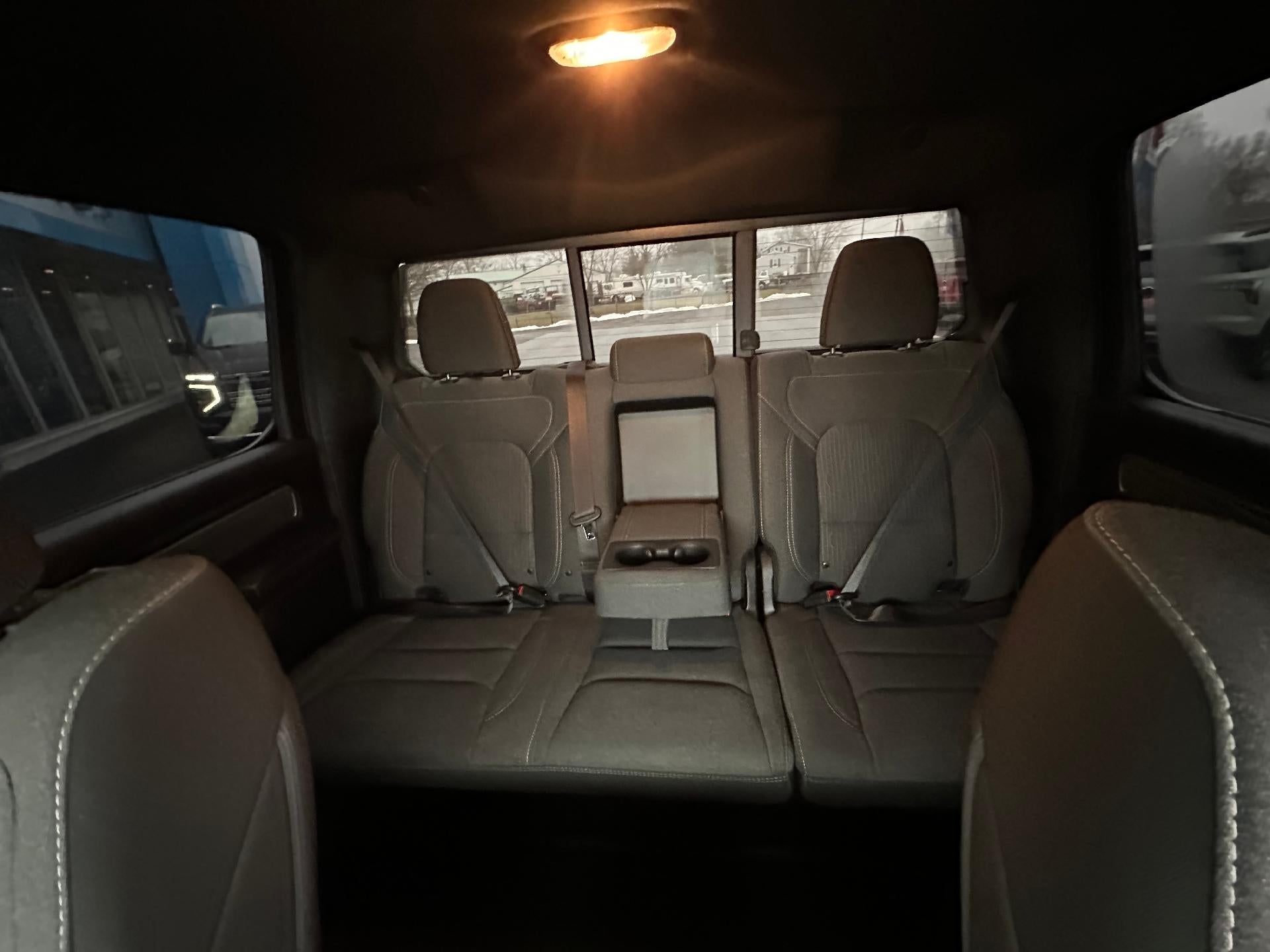 2019 RAM 1500 Big Horn/Lone Star Crew Cab 4x4 5'7" Box