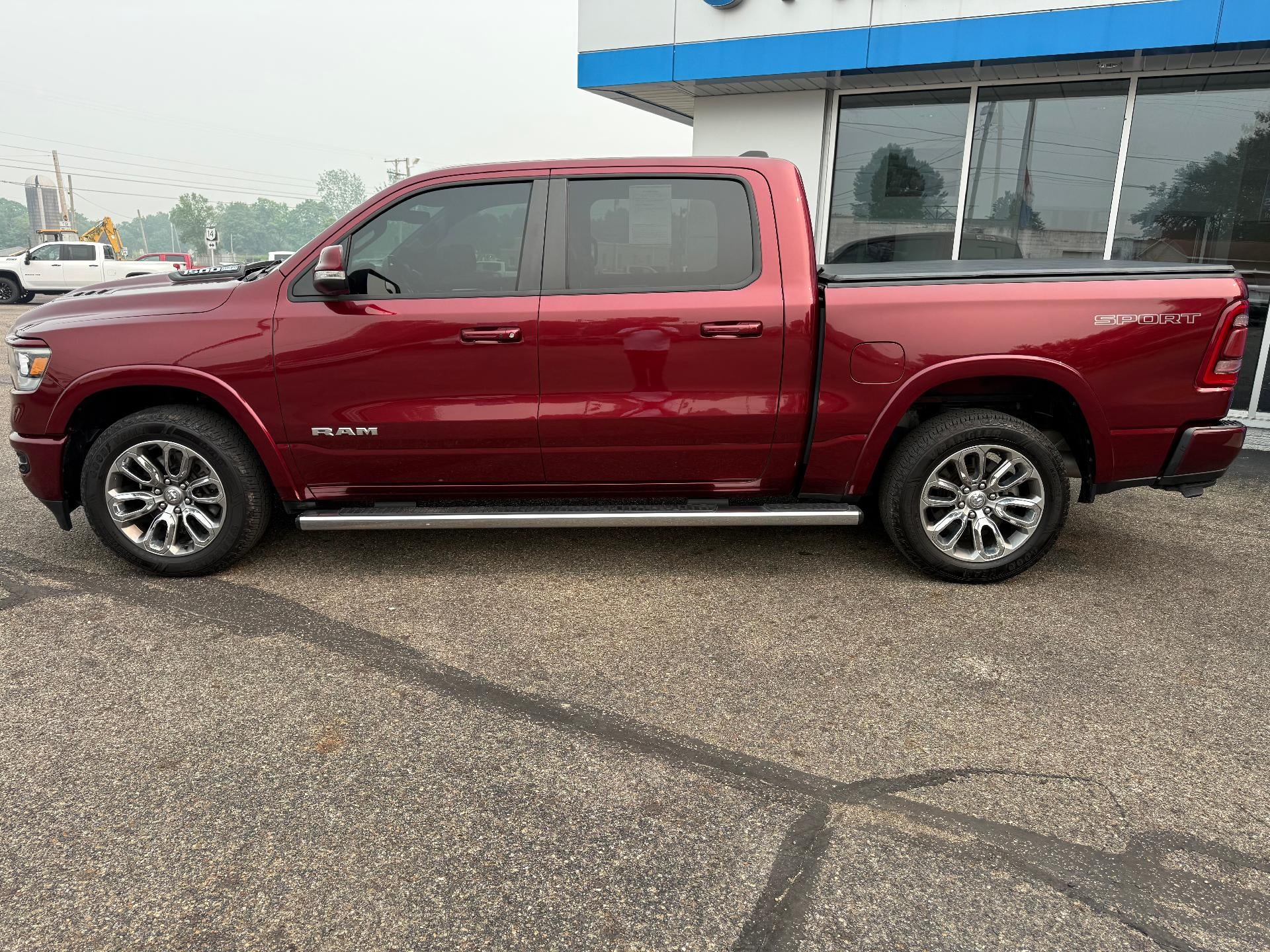 2021 RAM 1500 Laramie Crew Cab 4x4 5'7" Box