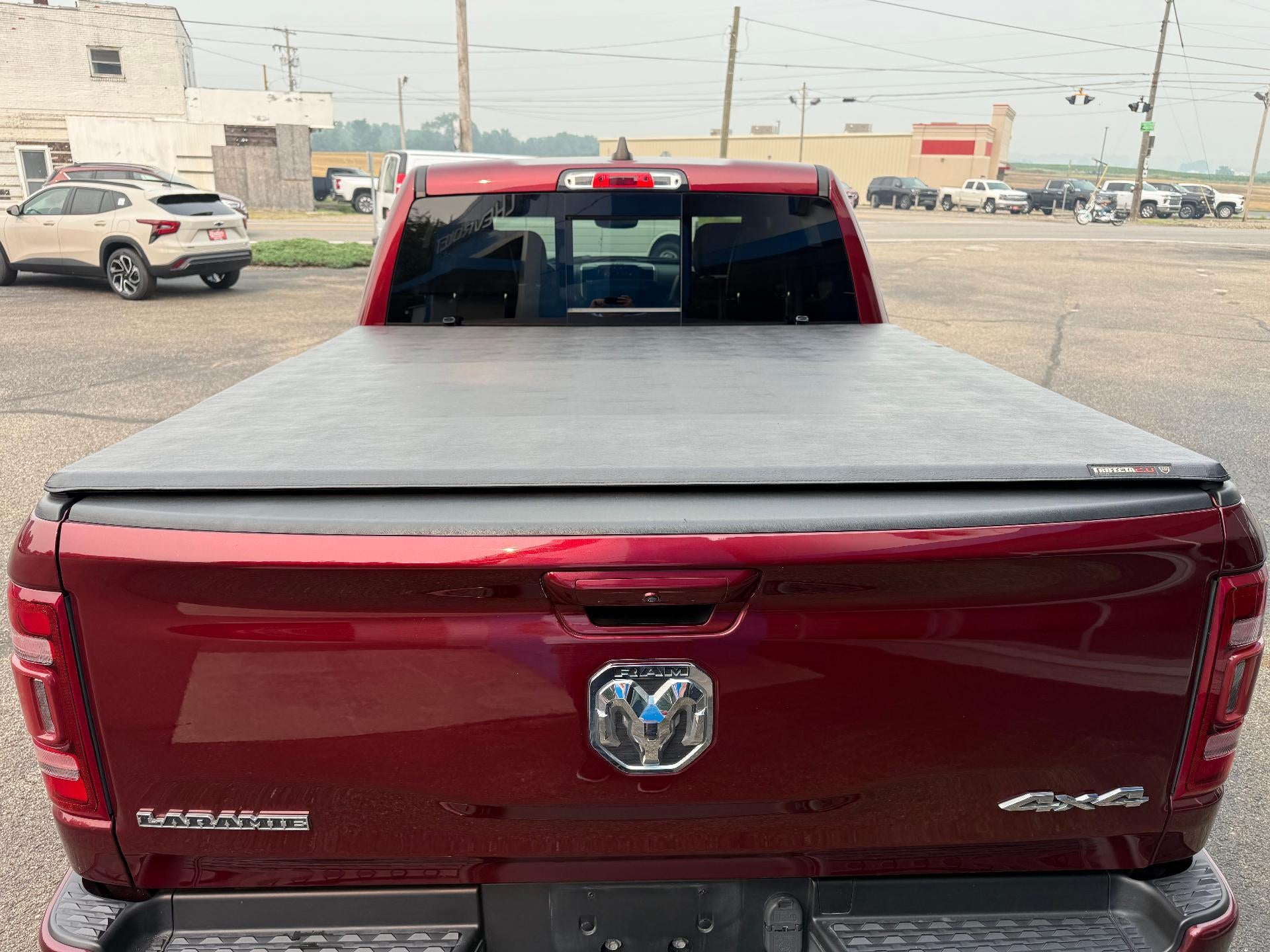 2021 RAM 1500 Laramie Crew Cab 4x4 5'7" Box