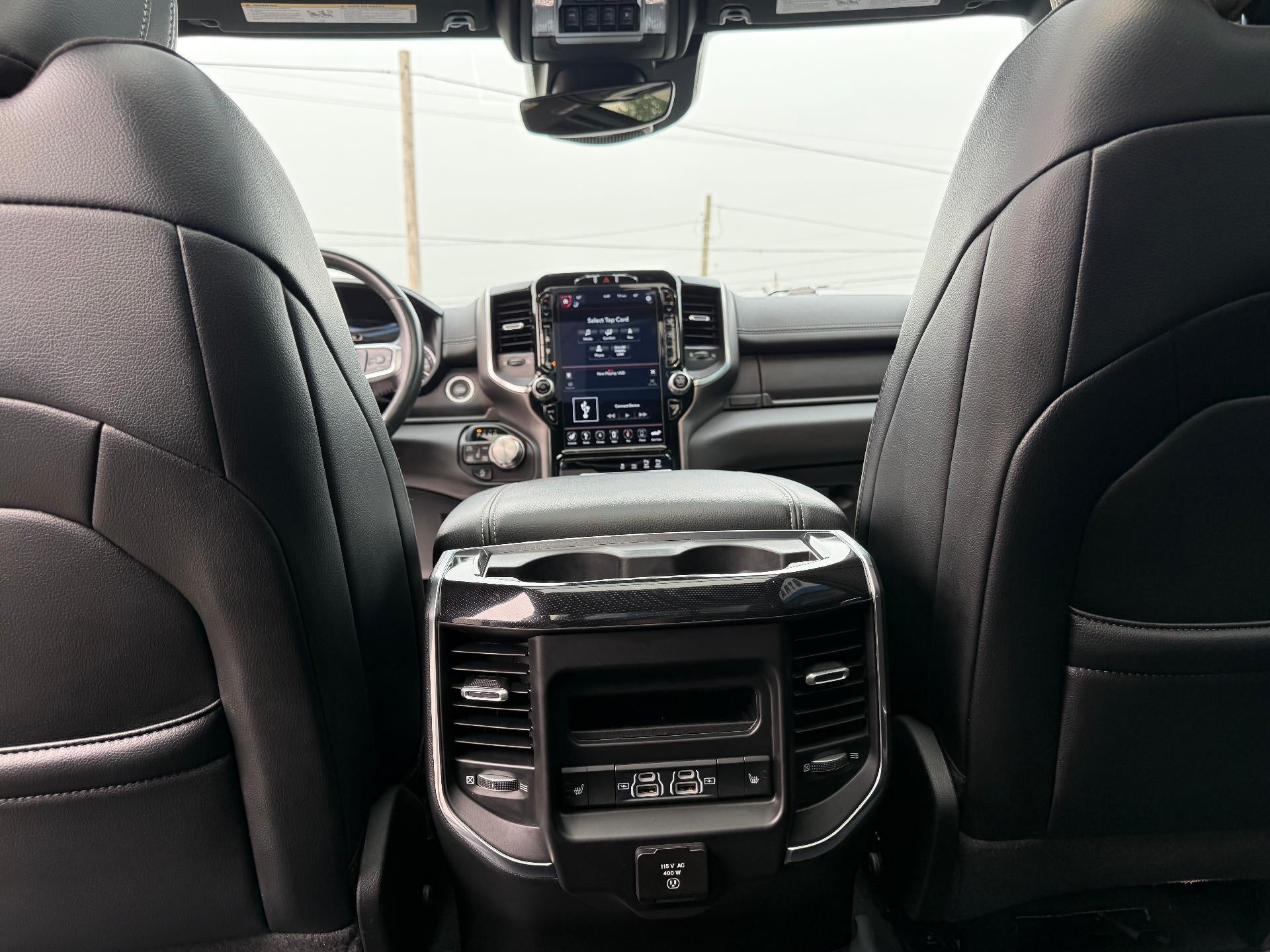 2021 RAM 1500 Laramie Crew Cab 4x4 5'7" Box