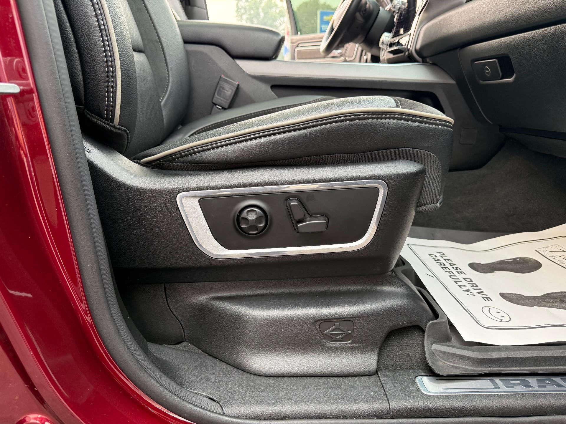2021 RAM 1500 Laramie Crew Cab 4x4 5'7" Box