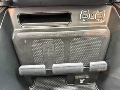 2021 RAM 1500 Laramie Crew Cab 4x4 5'7" Box