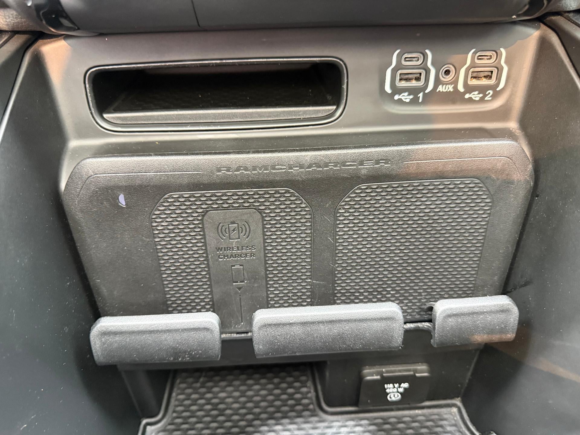 2021 RAM 1500 Laramie Crew Cab 4x4 5'7" Box