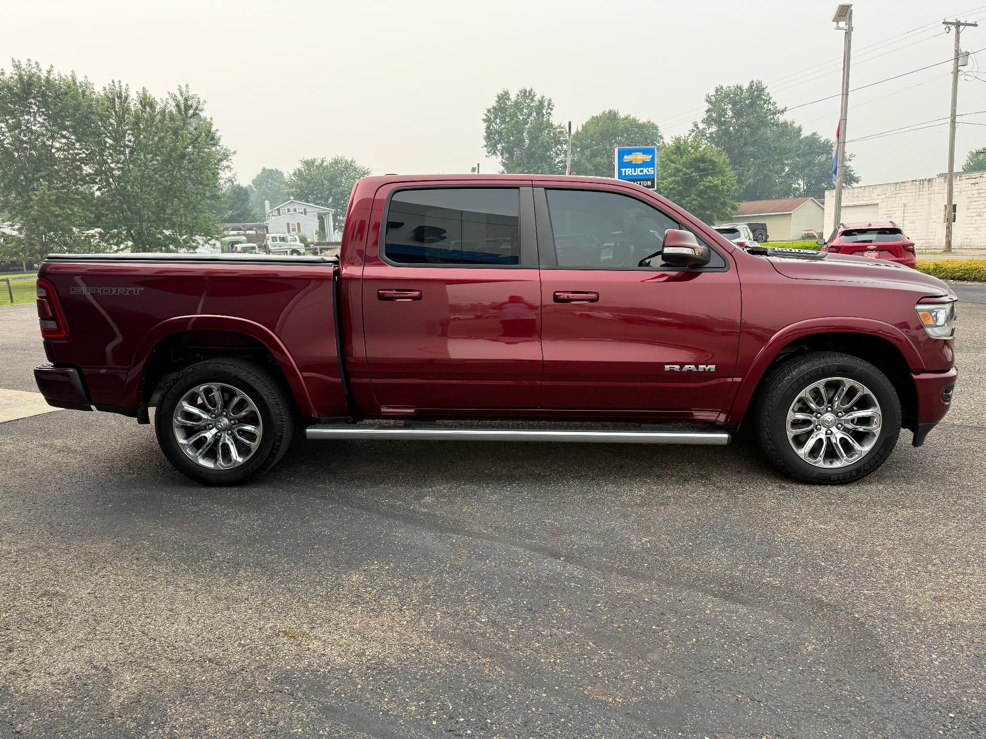 2021 RAM 1500 Laramie Crew Cab 4x4 5'7" Box