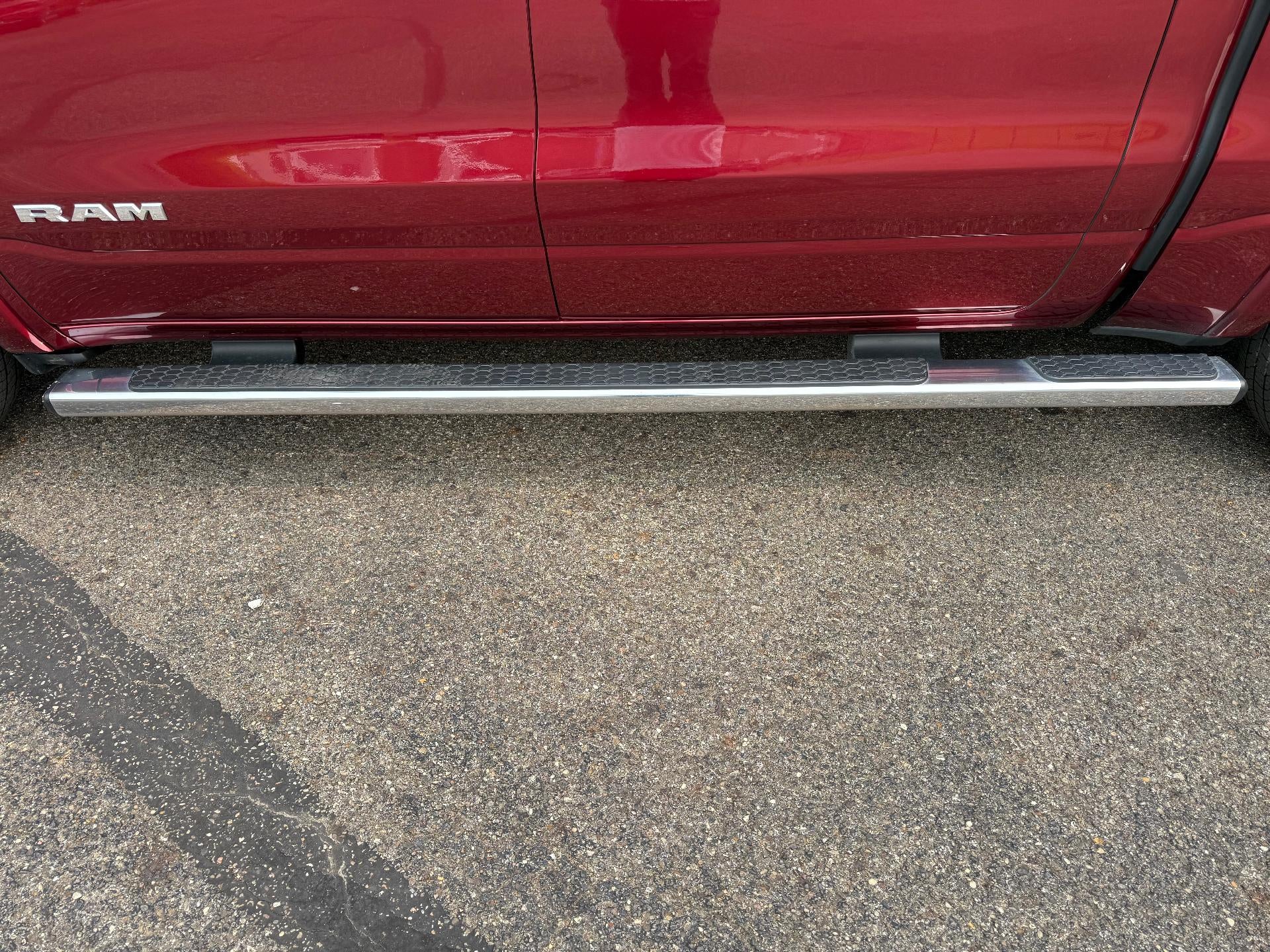 2021 RAM 1500 Laramie Crew Cab 4x4 5'7" Box