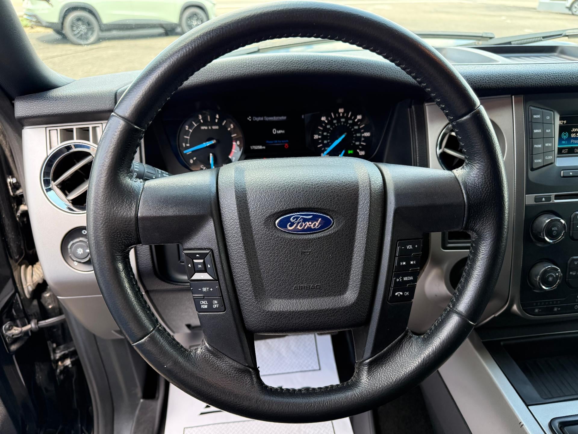 2017 Ford Expedition XLT