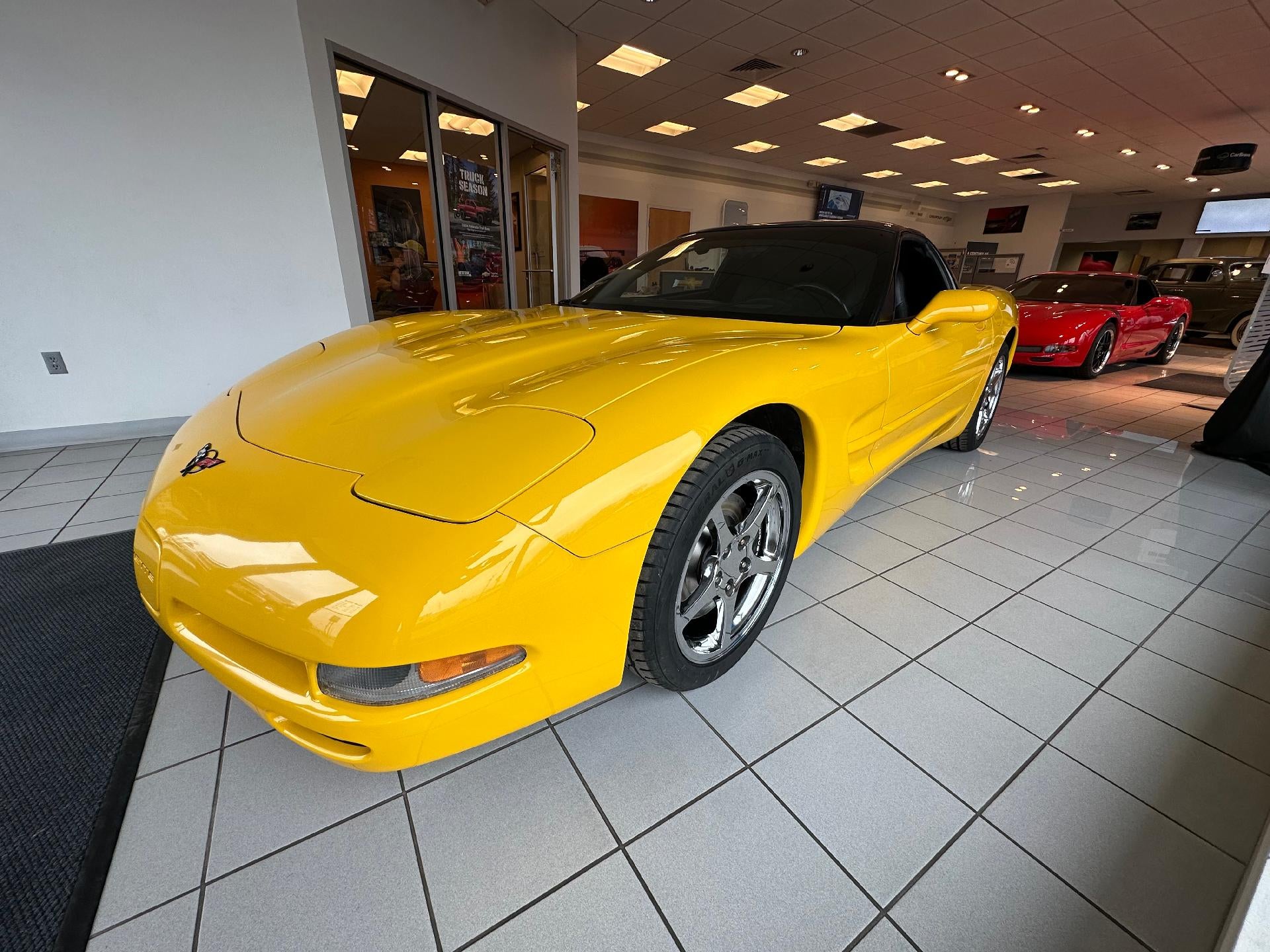 2000 Chevrolet Corvette Base