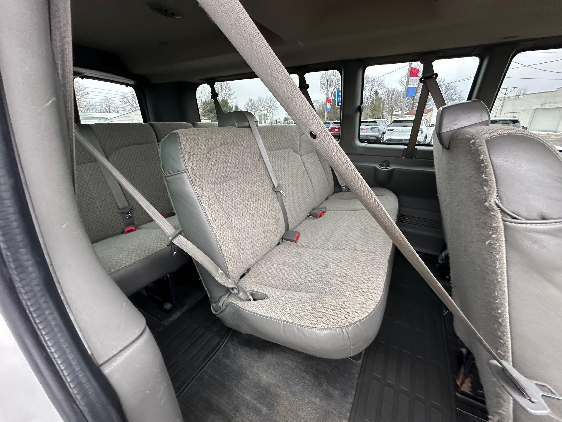 2016 Chevrolet Express Passenger 3500 LT