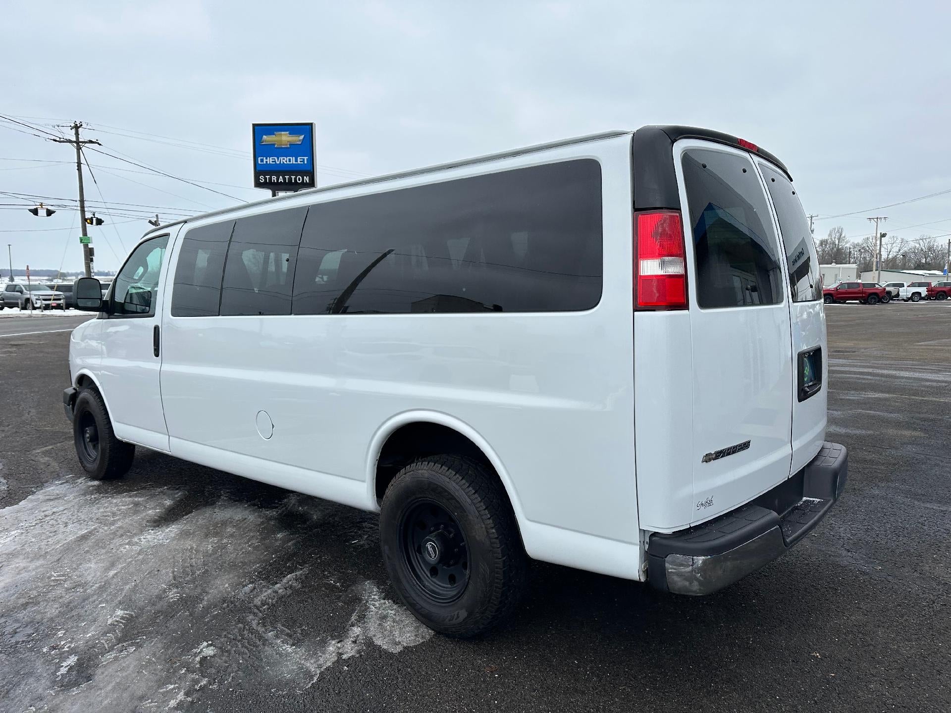 2016 Chevrolet Express Passenger 3500 LT