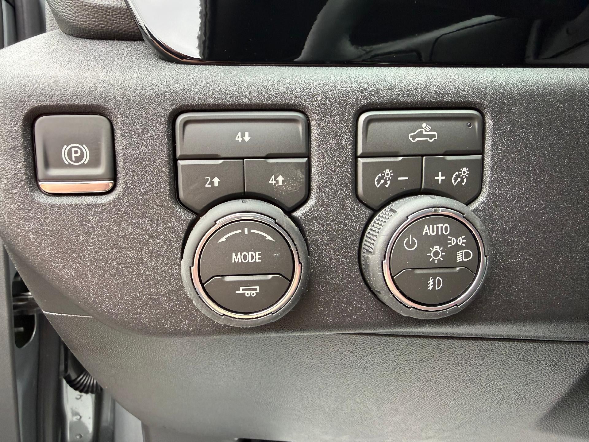 2026 Chevrolet Silverado 3500 HD Chassis Cab LT