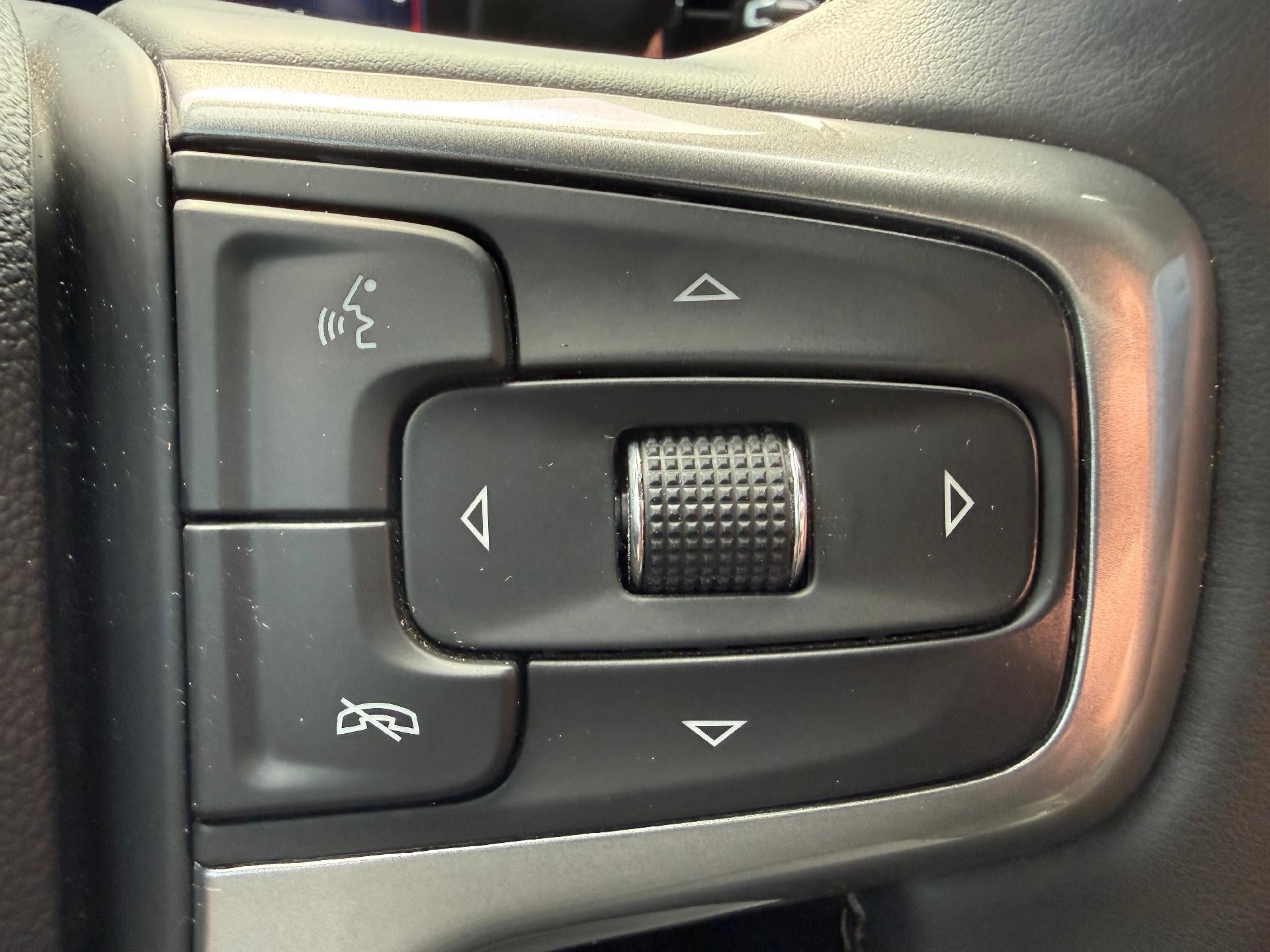 2025 Chevrolet Silverado 3500 HD LT DRW