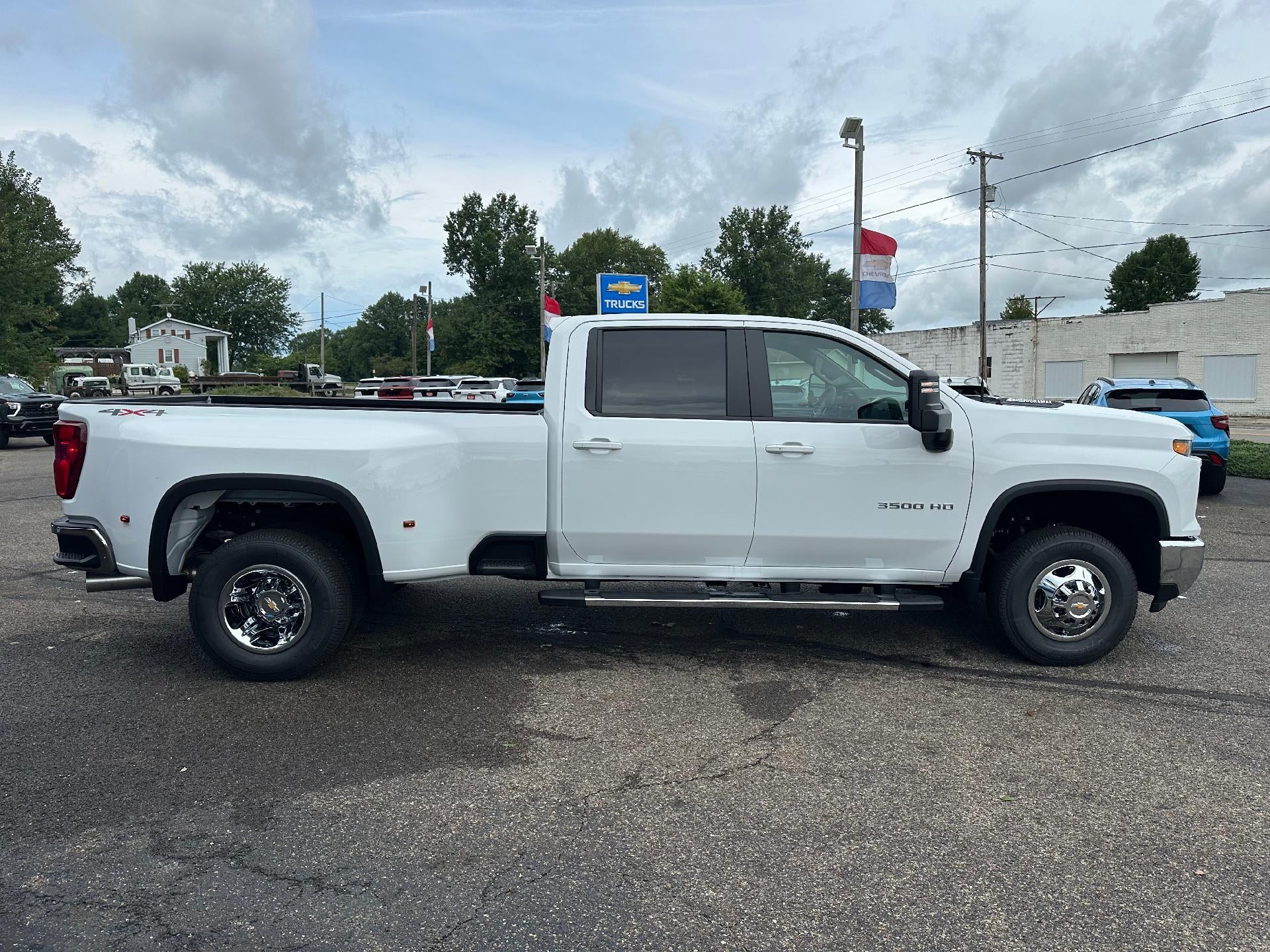 2026 Chevrolet Silverado 3500 HD LT DRW