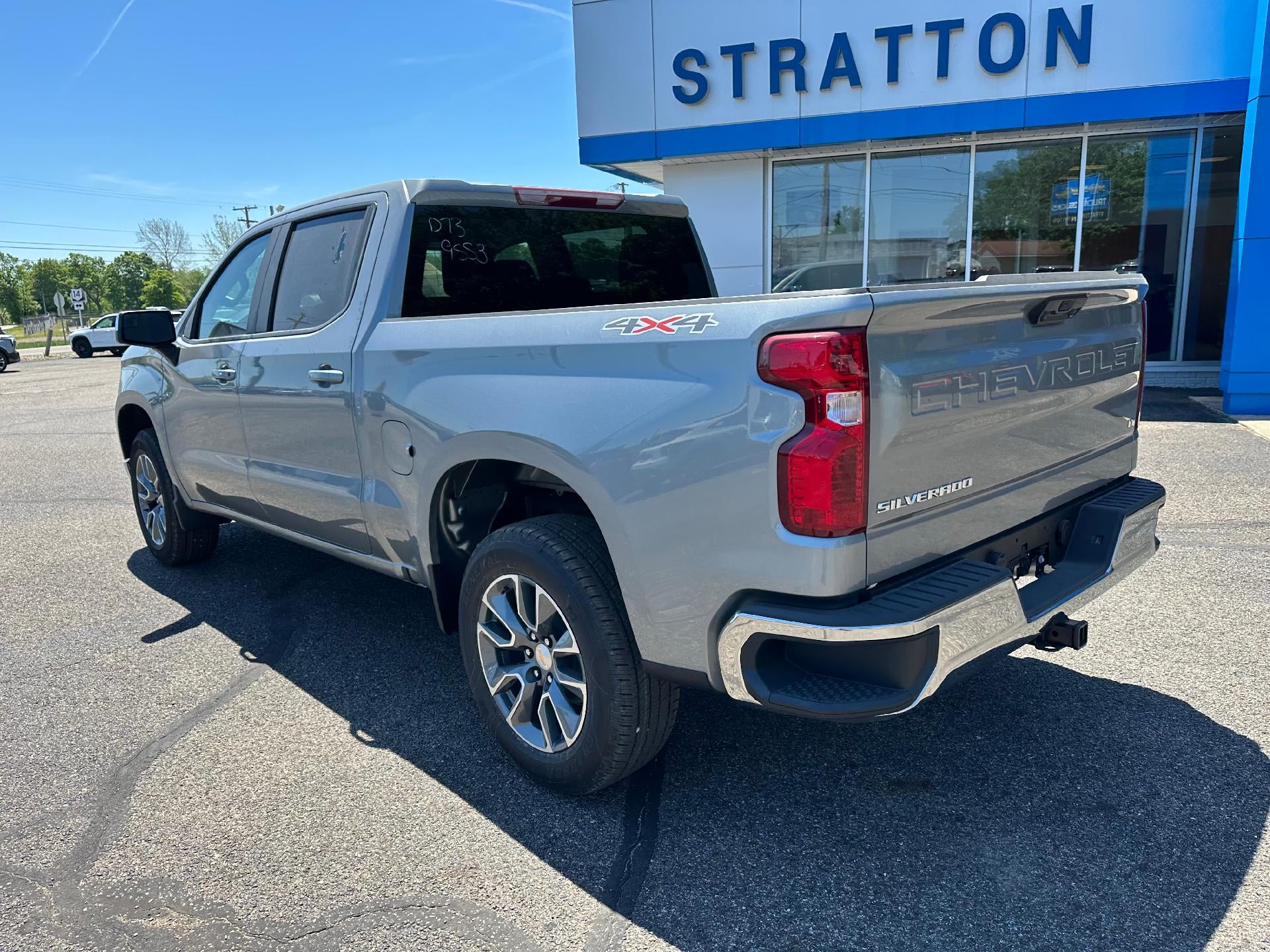 2026 Chevrolet Silverado 1500 LT (2FL)