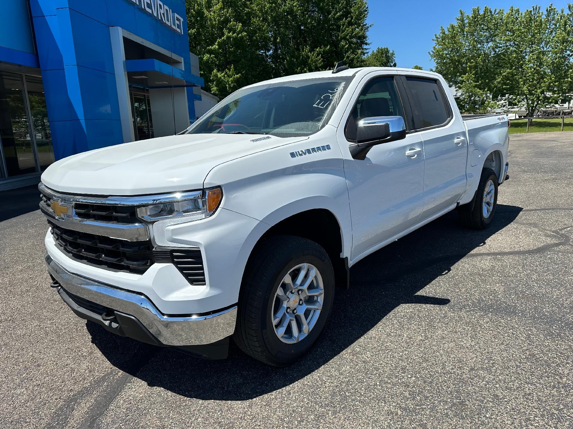 2026 Chevrolet Silverado 1500 LT (2FL)