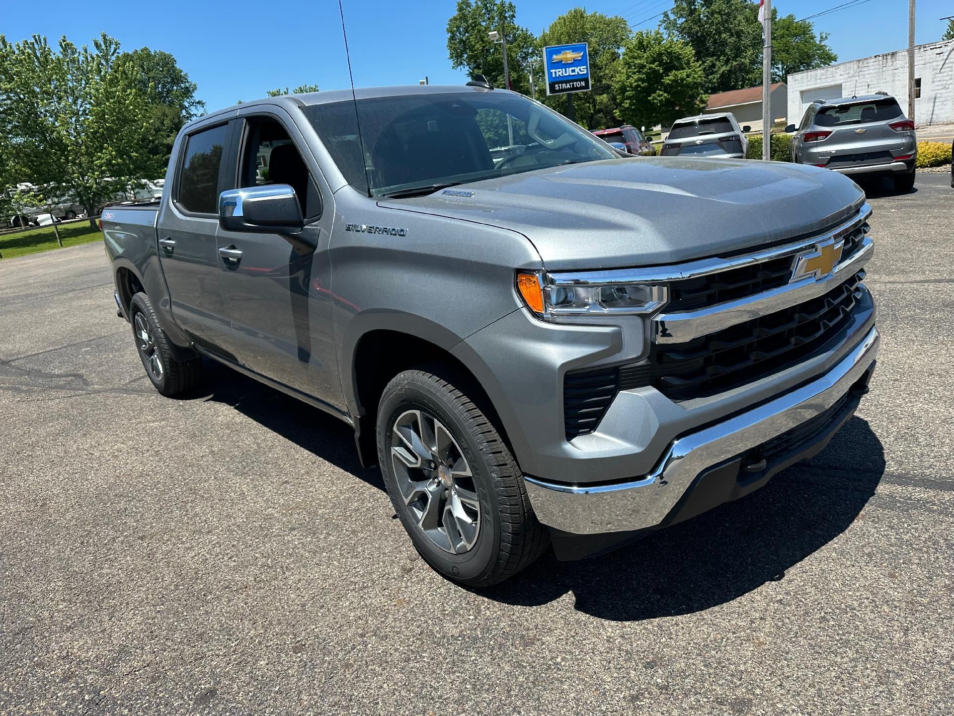 2026 Chevrolet Silverado 1500 LT (2FL)