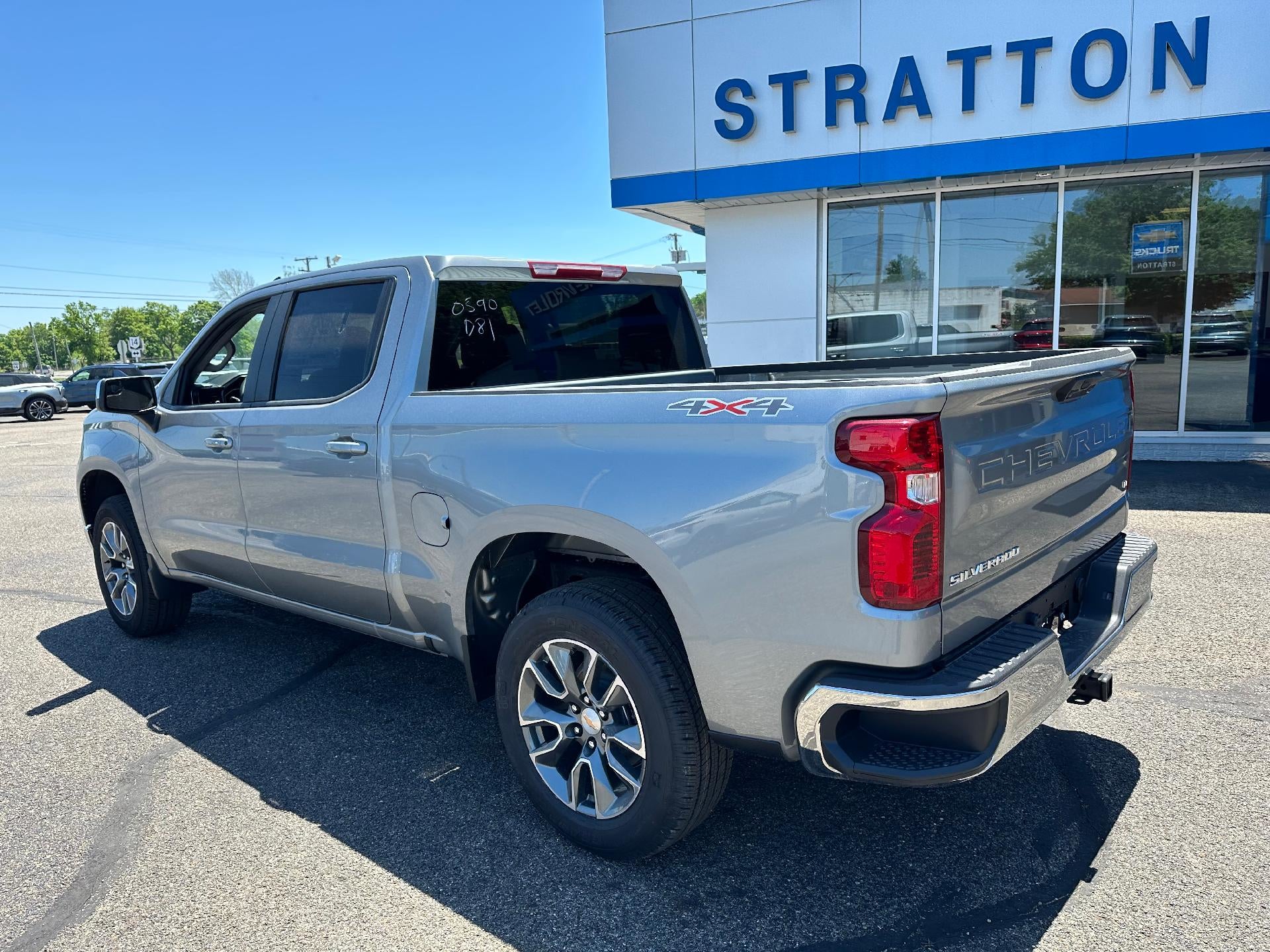 2026 Chevrolet Silverado 1500 LT (2FL)