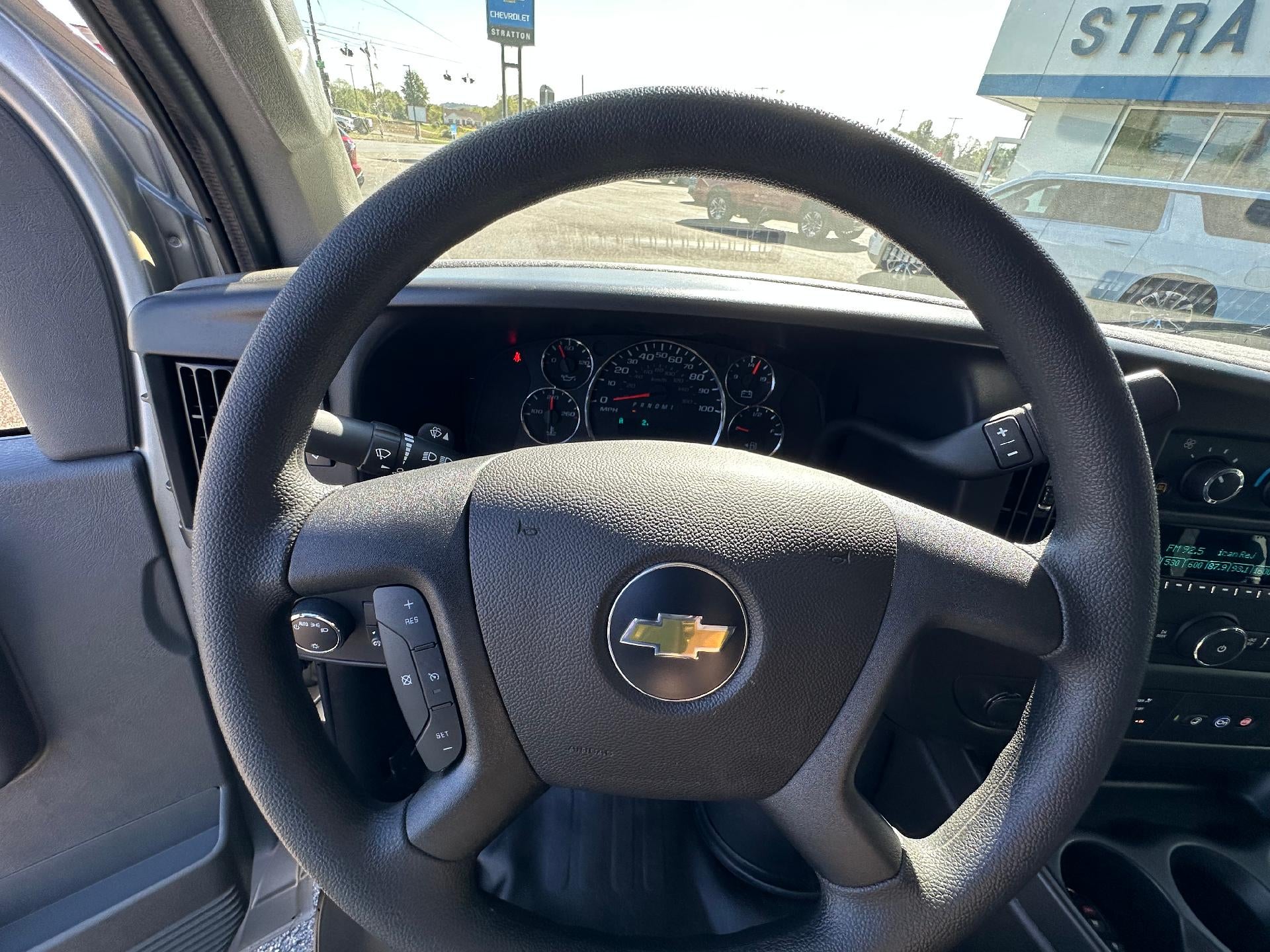 2025 Chevrolet Express Cargo 2500 Base