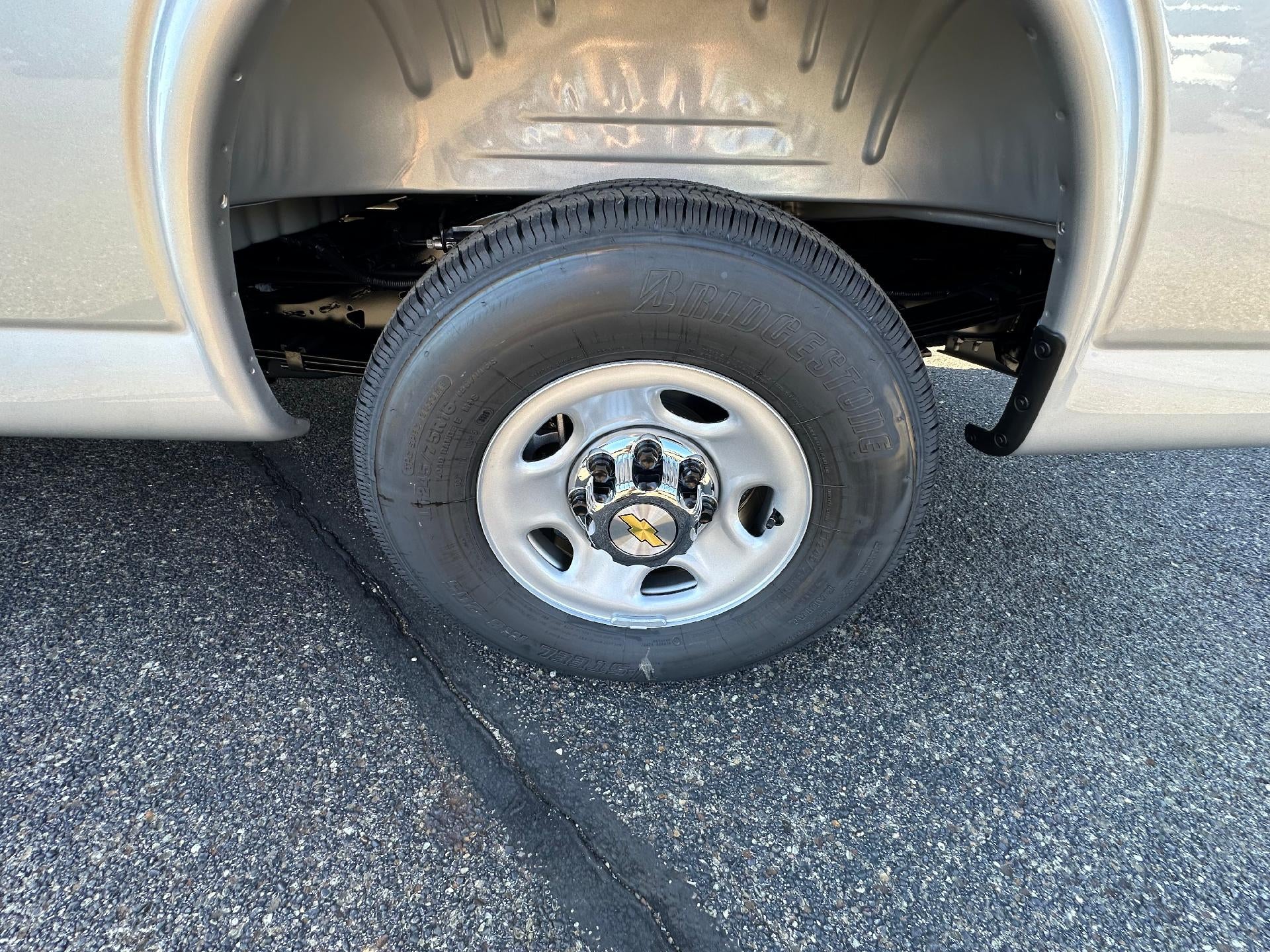 2025 Chevrolet Express Cargo 2500 Base