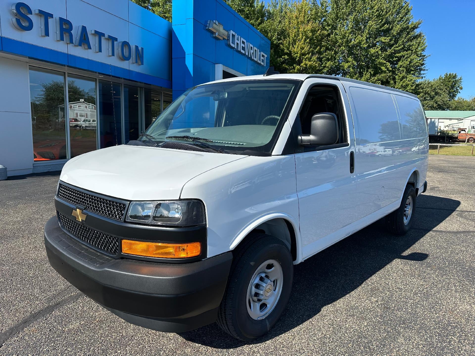 2025 Chevrolet Express Cargo 2500 Base
