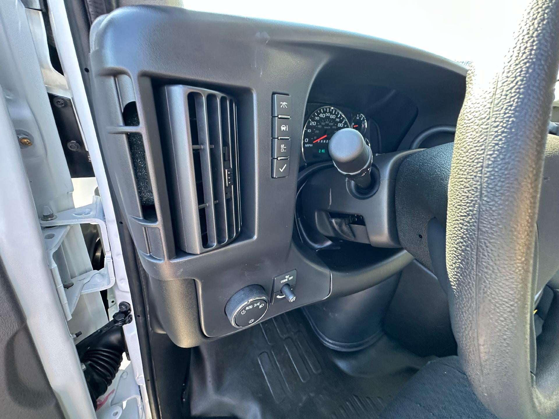 2025 Chevrolet Express Cargo 2500 Base