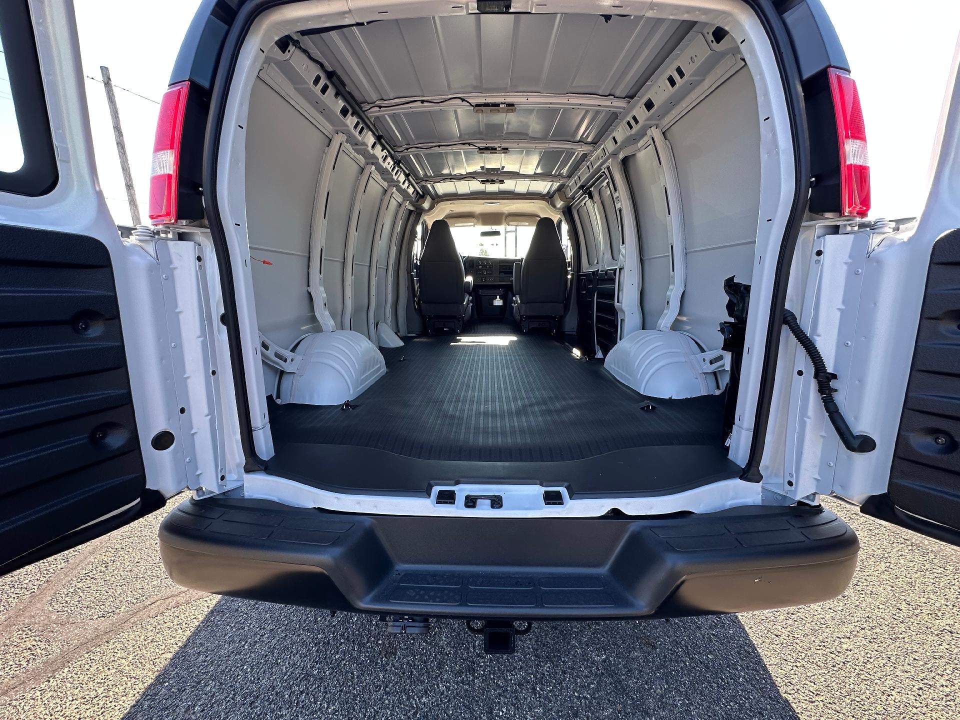 2025 Chevrolet Express Cargo 2500 Base