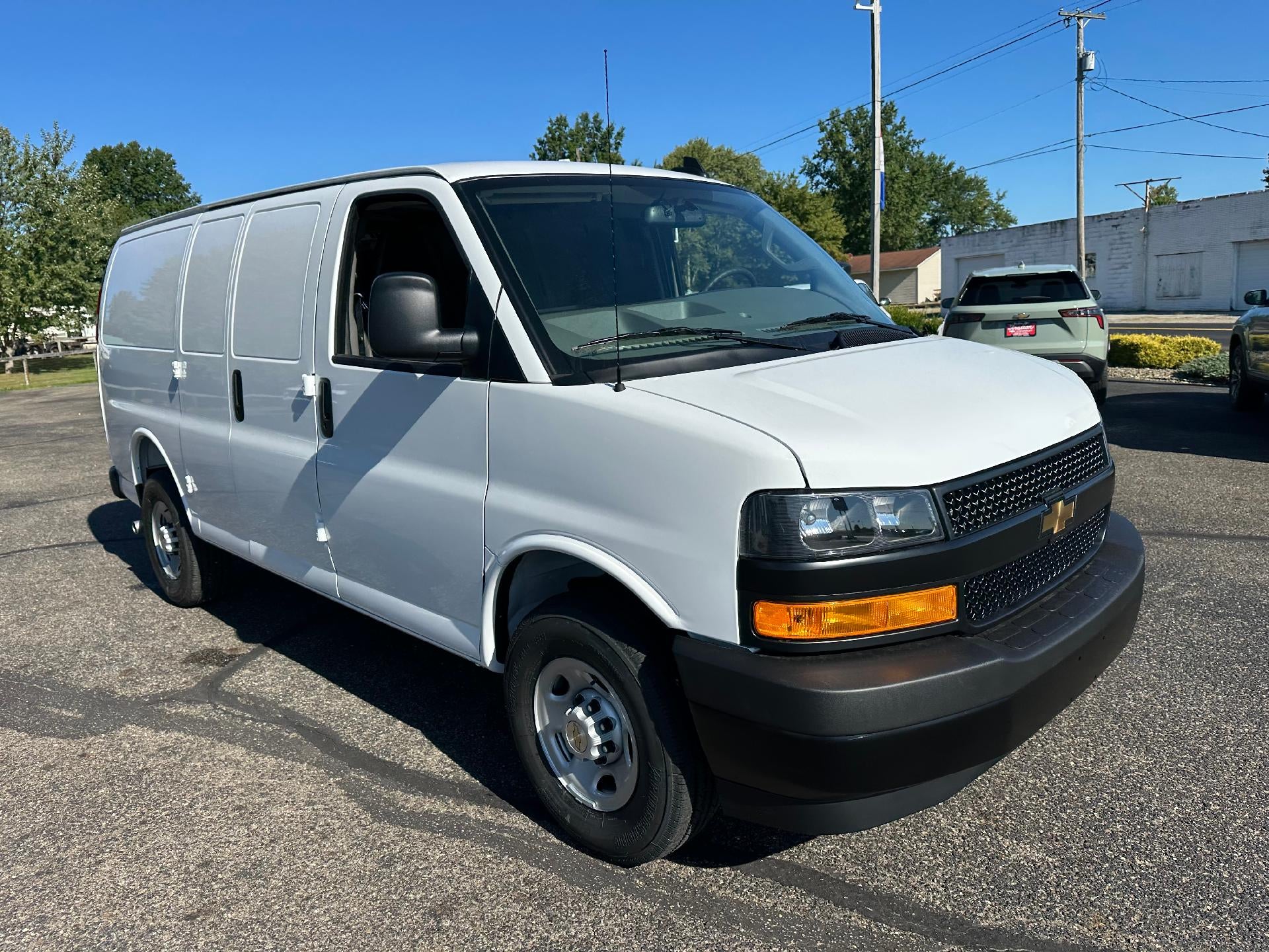 2025 Chevrolet Express Cargo 2500 Base