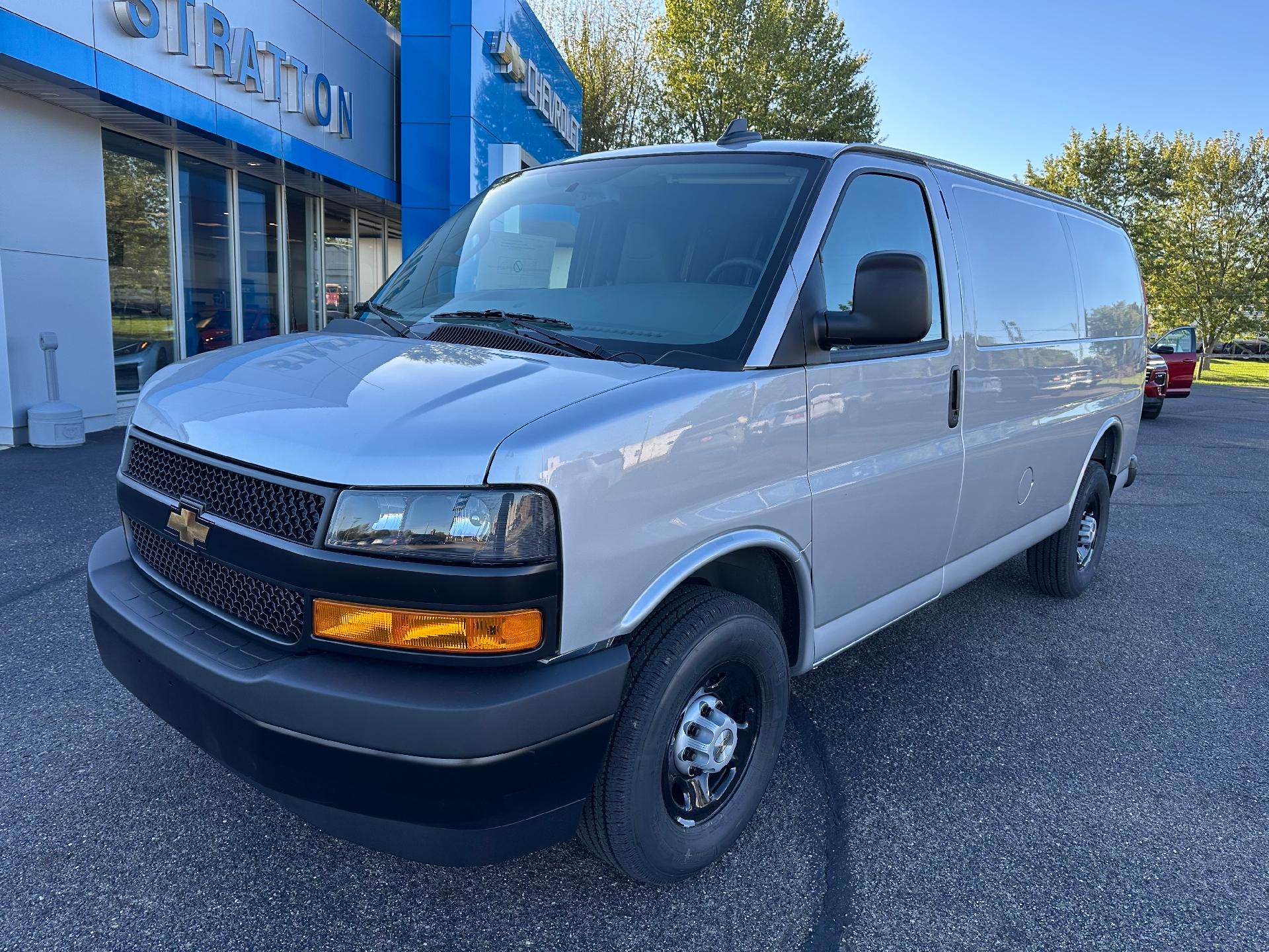 2025 Chevrolet Express Cargo 2500 Base