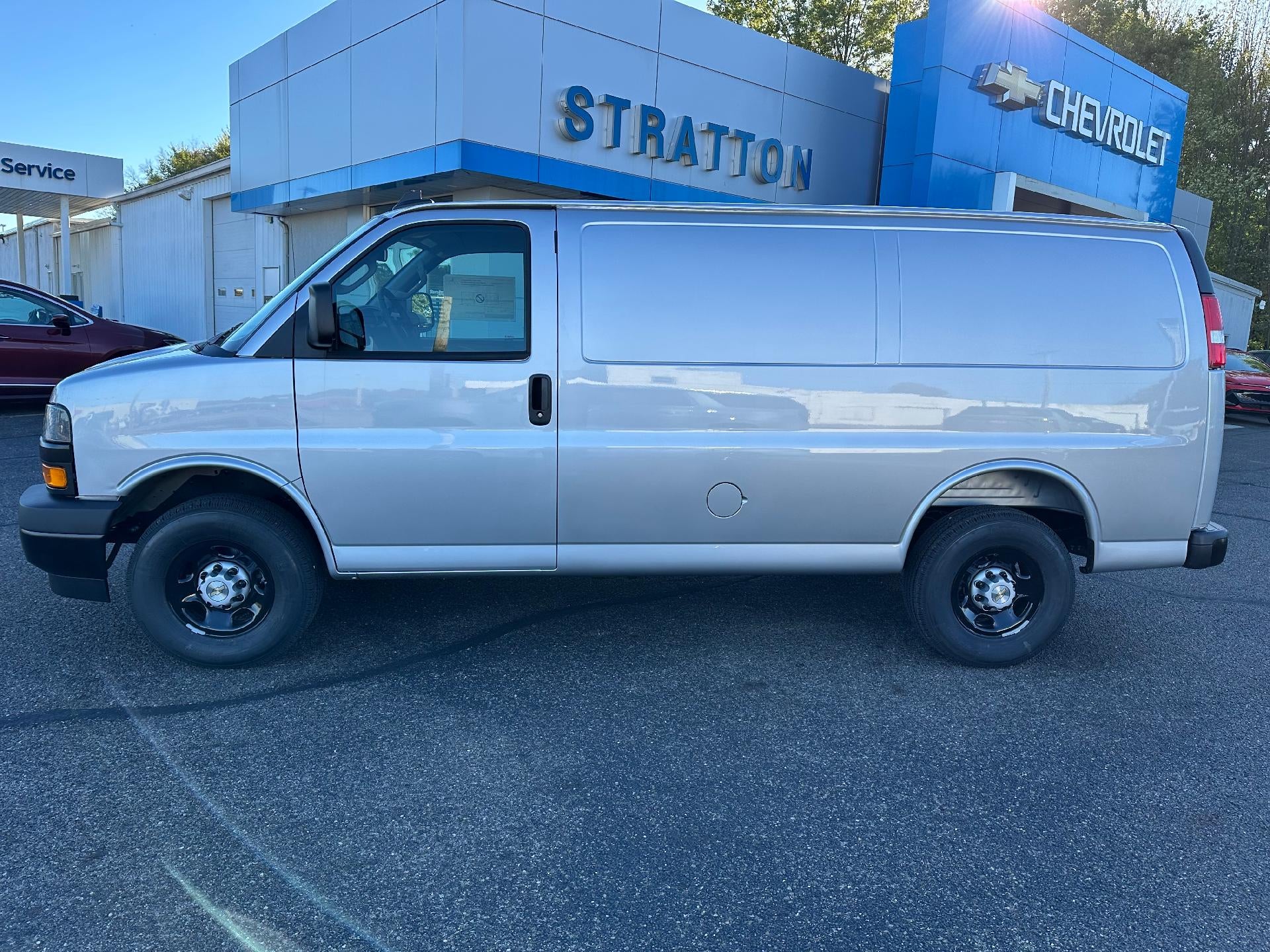 2025 Chevrolet Express Cargo 2500 Base