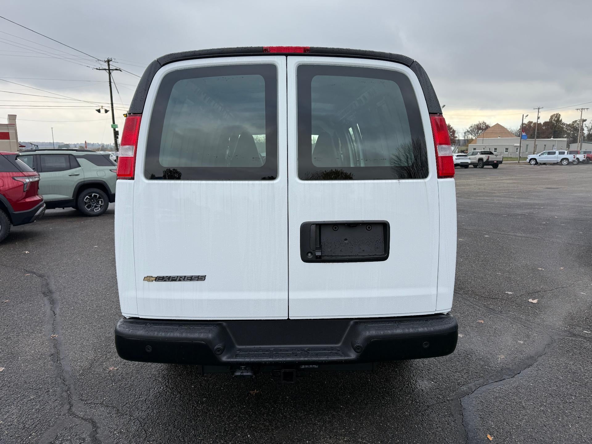 2025 Chevrolet Express Cargo 2500 Base