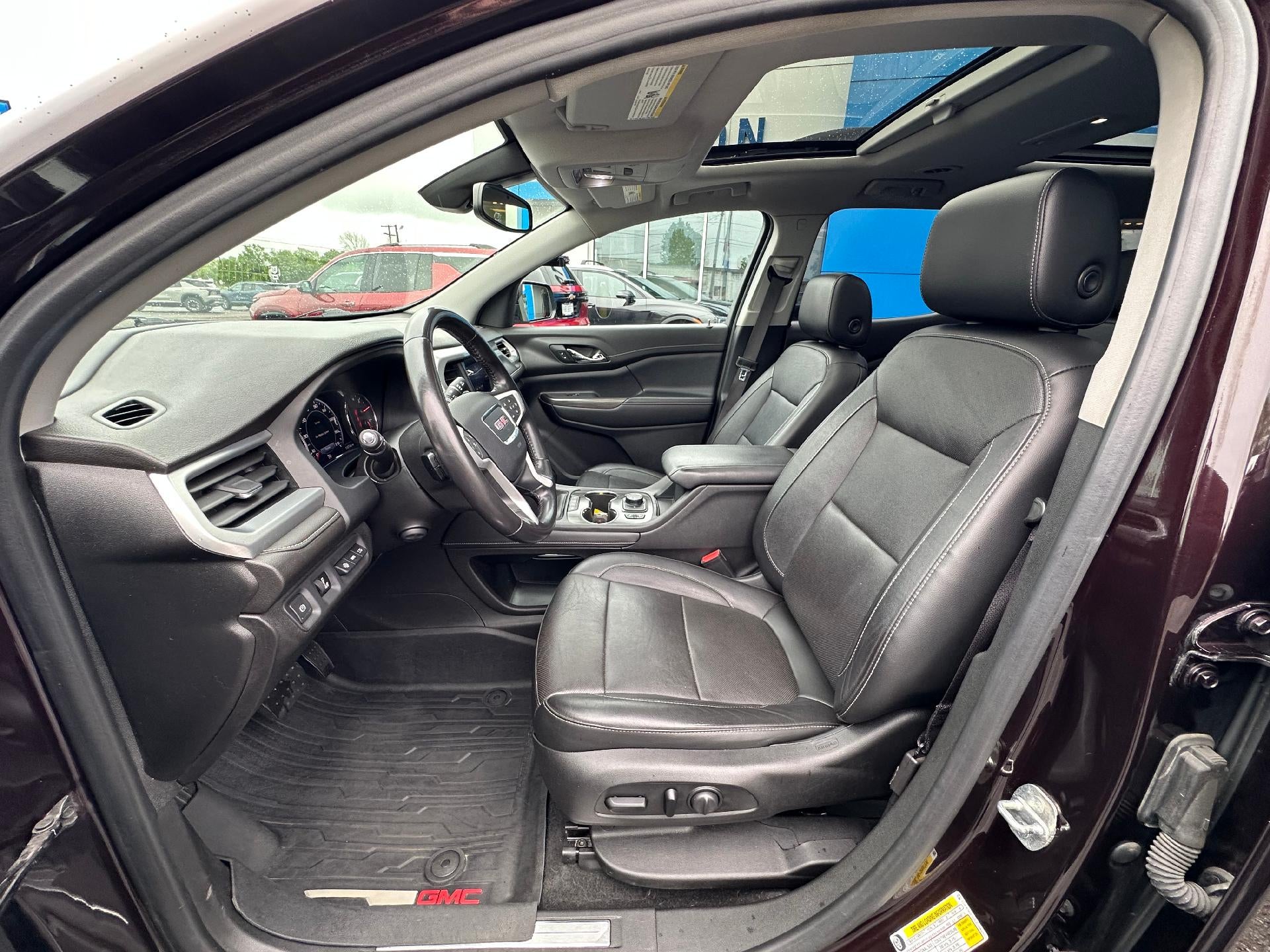 2020 GMC Acadia SLT