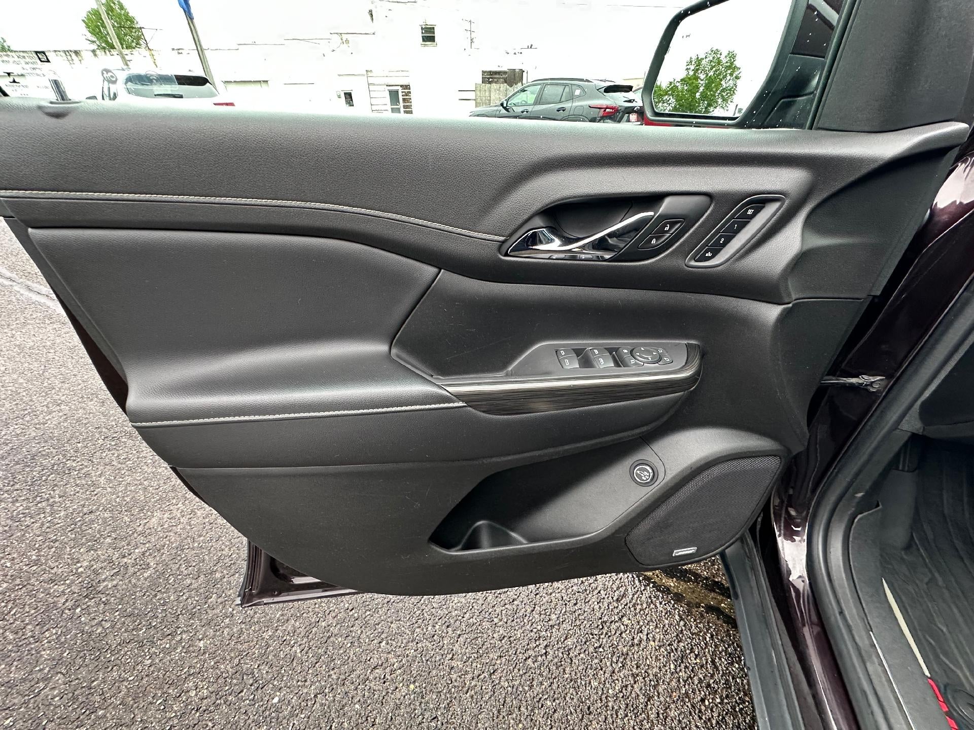 2020 GMC Acadia SLT