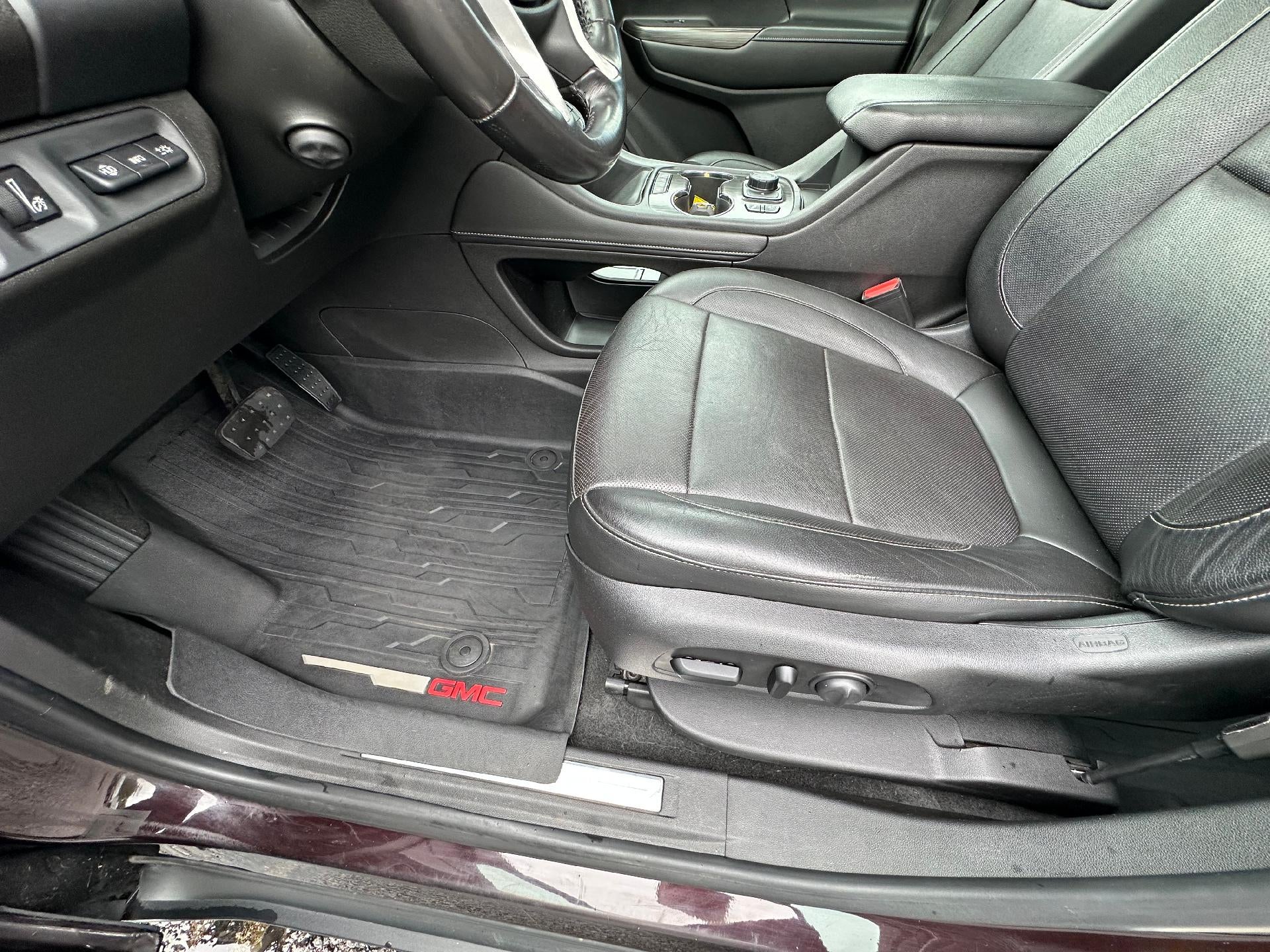 2020 GMC Acadia SLT
