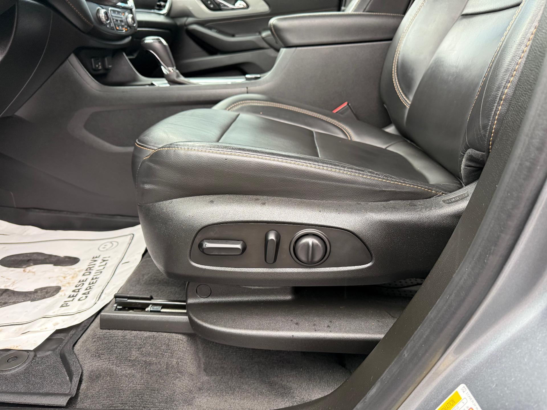 2020 Chevrolet Traverse RS