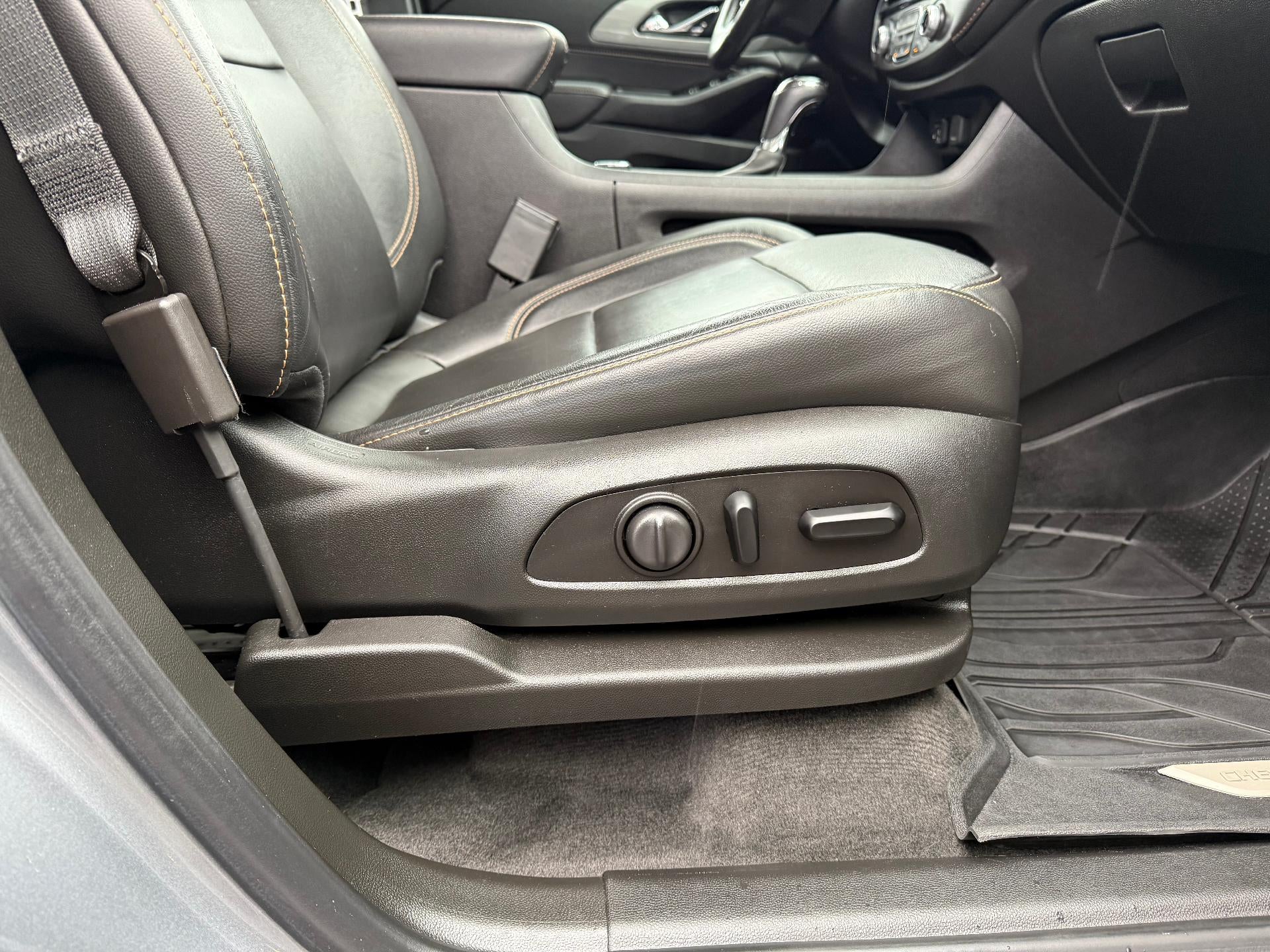 2020 Chevrolet Traverse RS