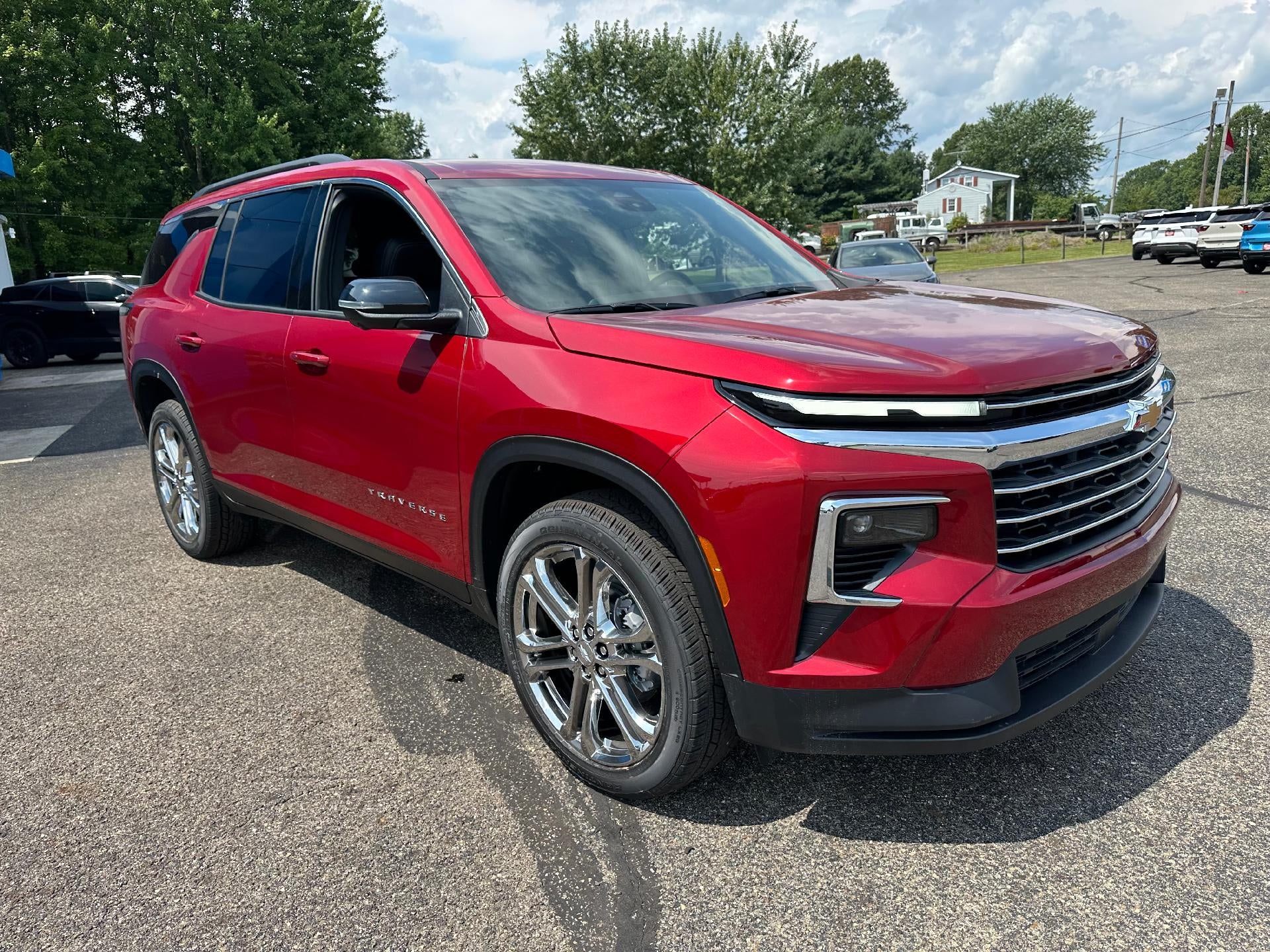 2027 Chevrolet Traverse LT