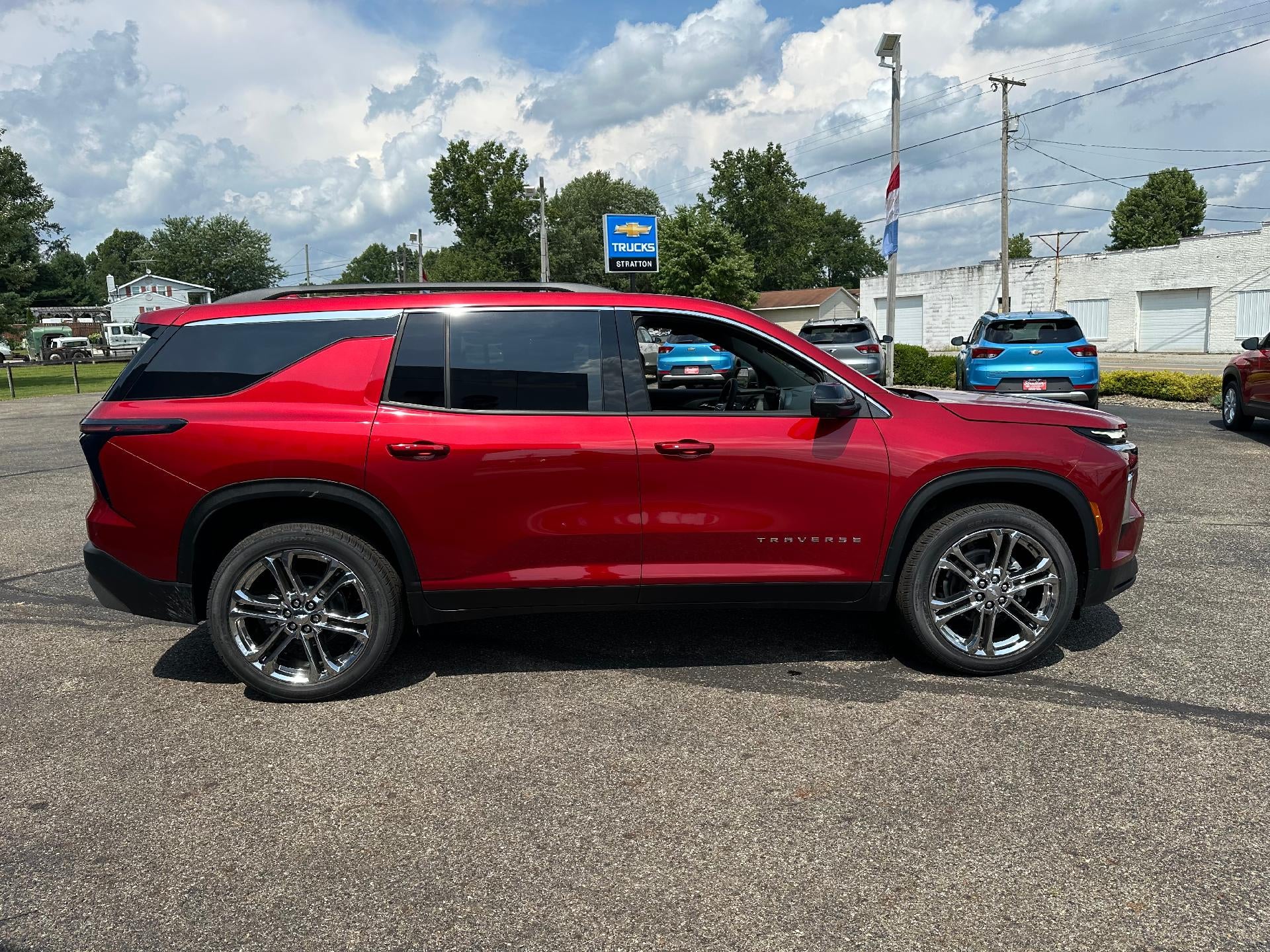 2027 Chevrolet Traverse LT