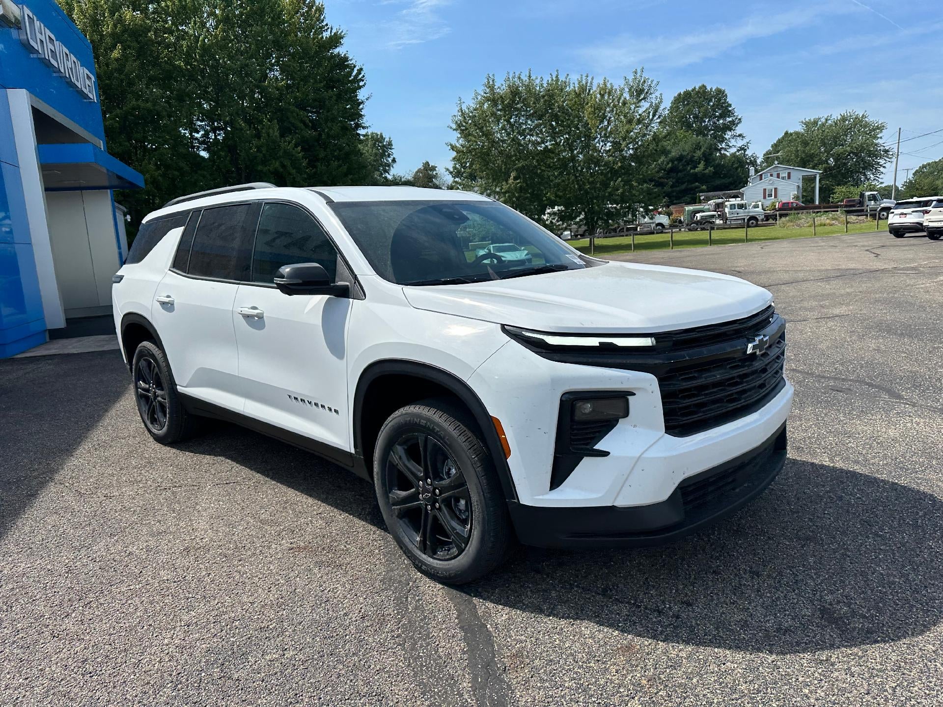 2027 Chevrolet Traverse LT