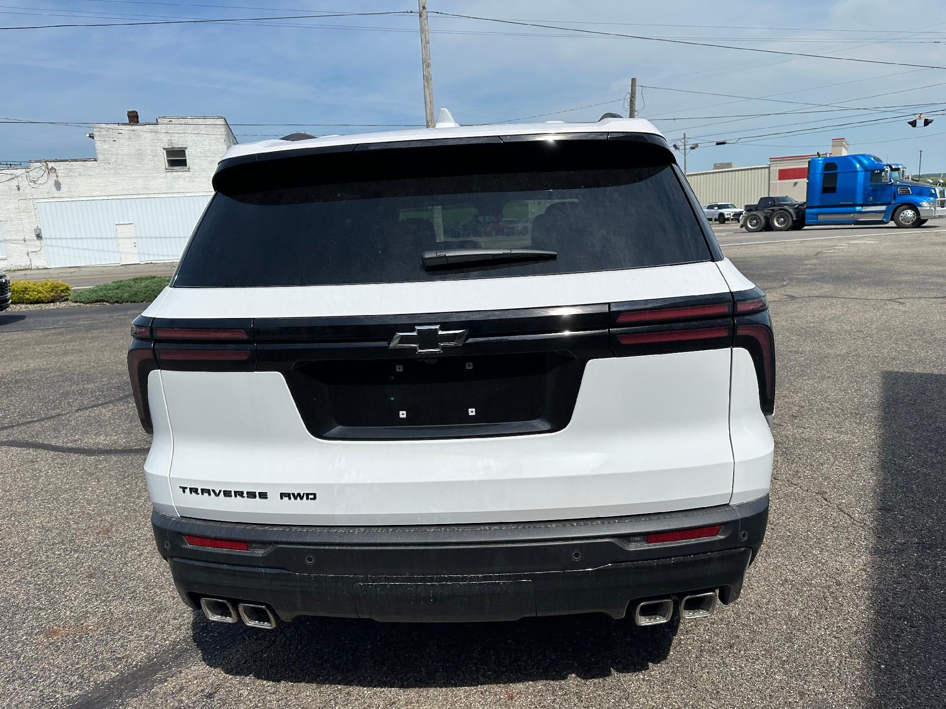 2027 Chevrolet Traverse LT
