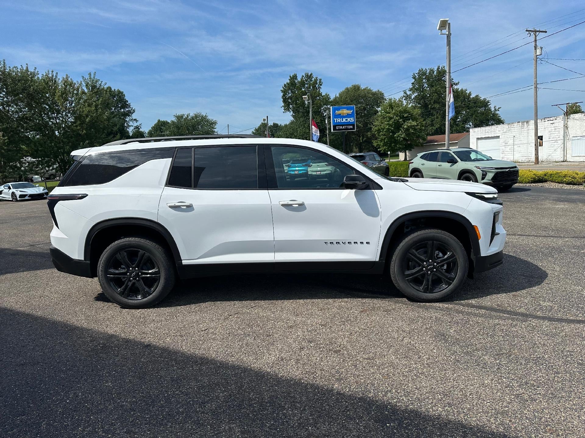2027 Chevrolet Traverse LT
