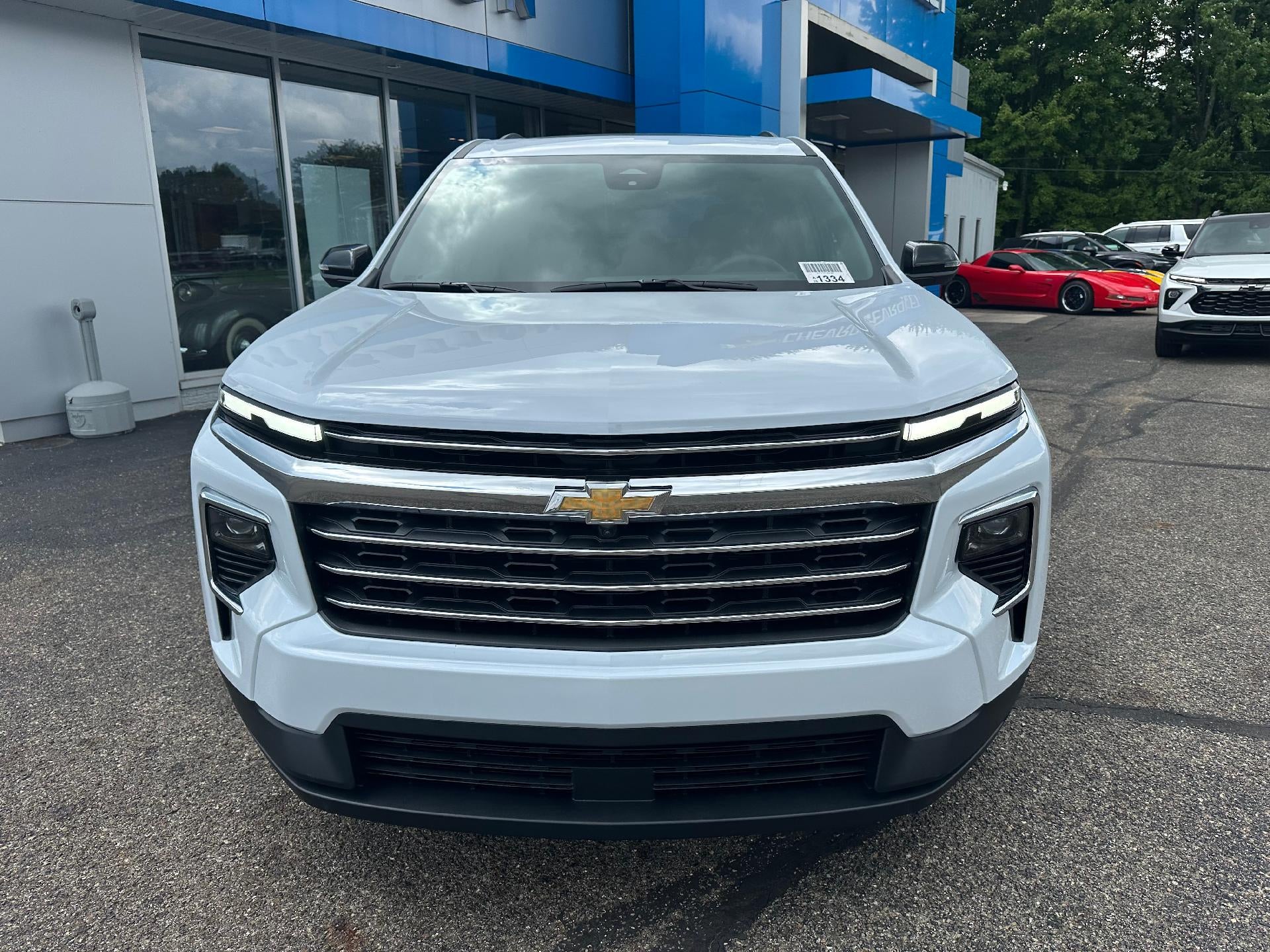 2027 Chevrolet Traverse LT