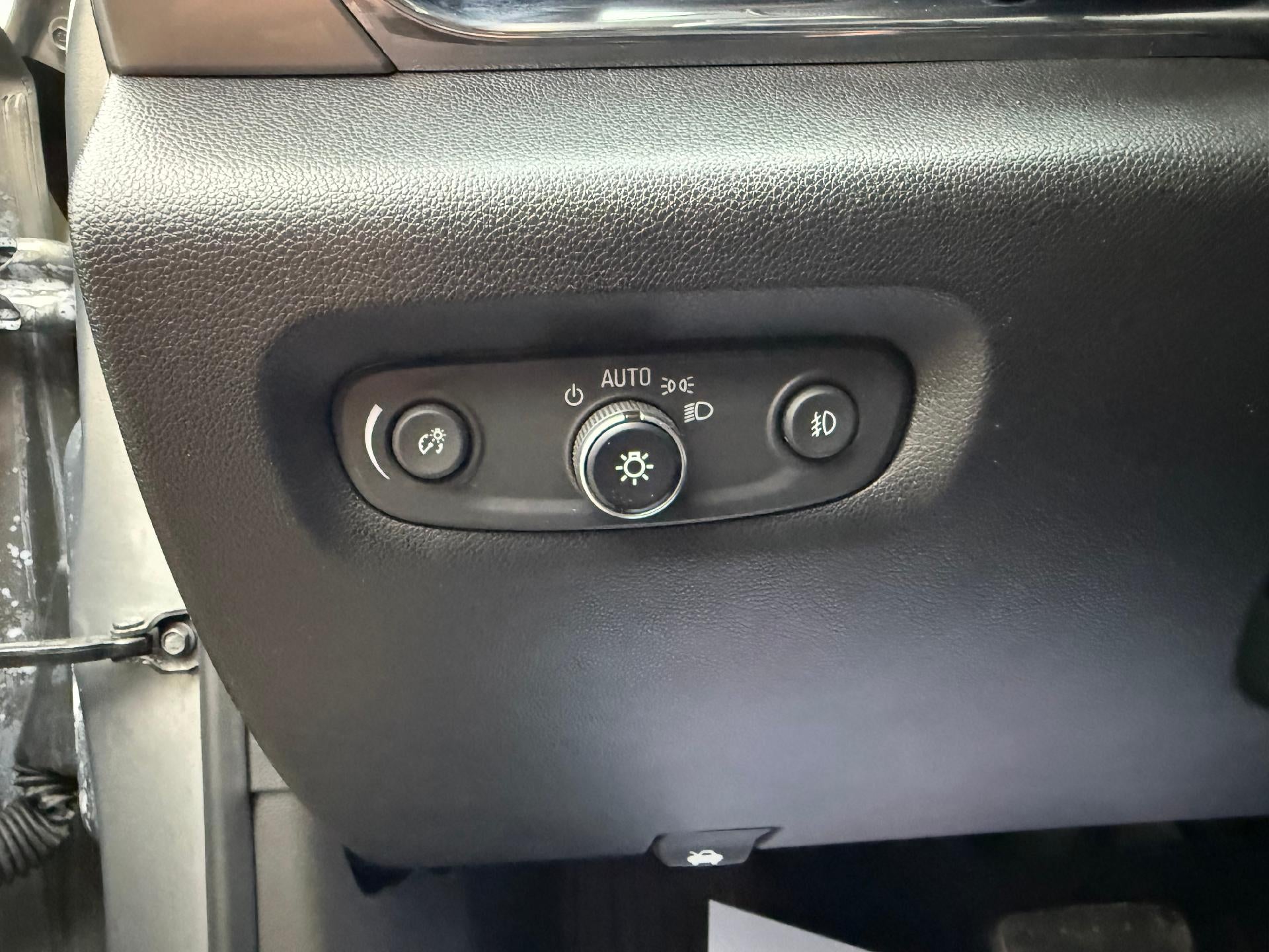 2018 Chevrolet Traverse LT Leather