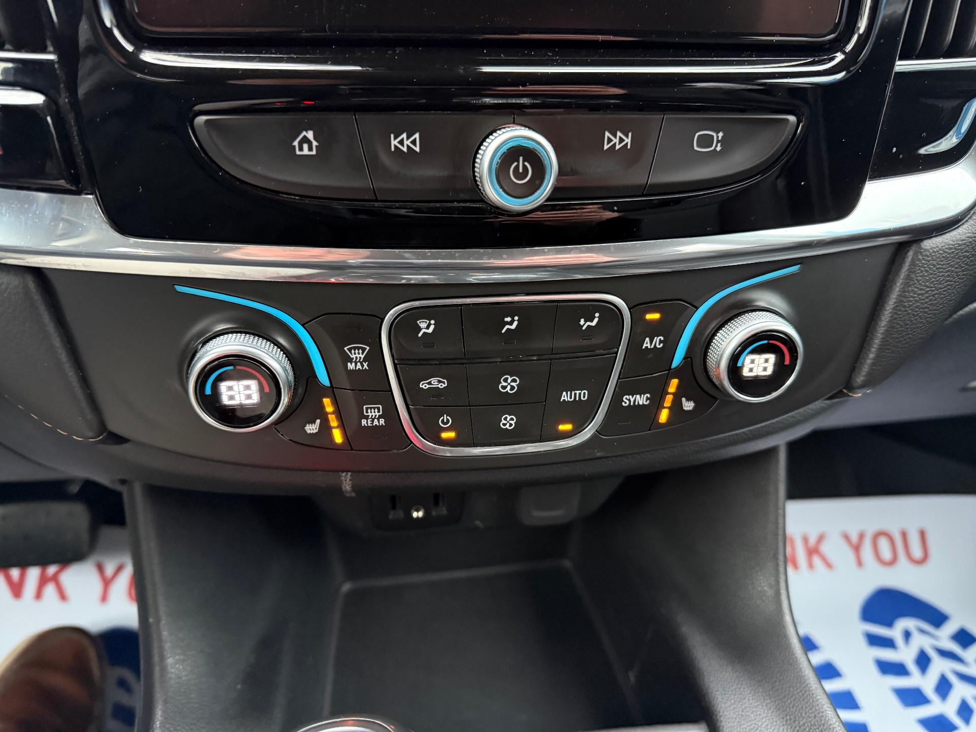 2018 Chevrolet Traverse LT Leather