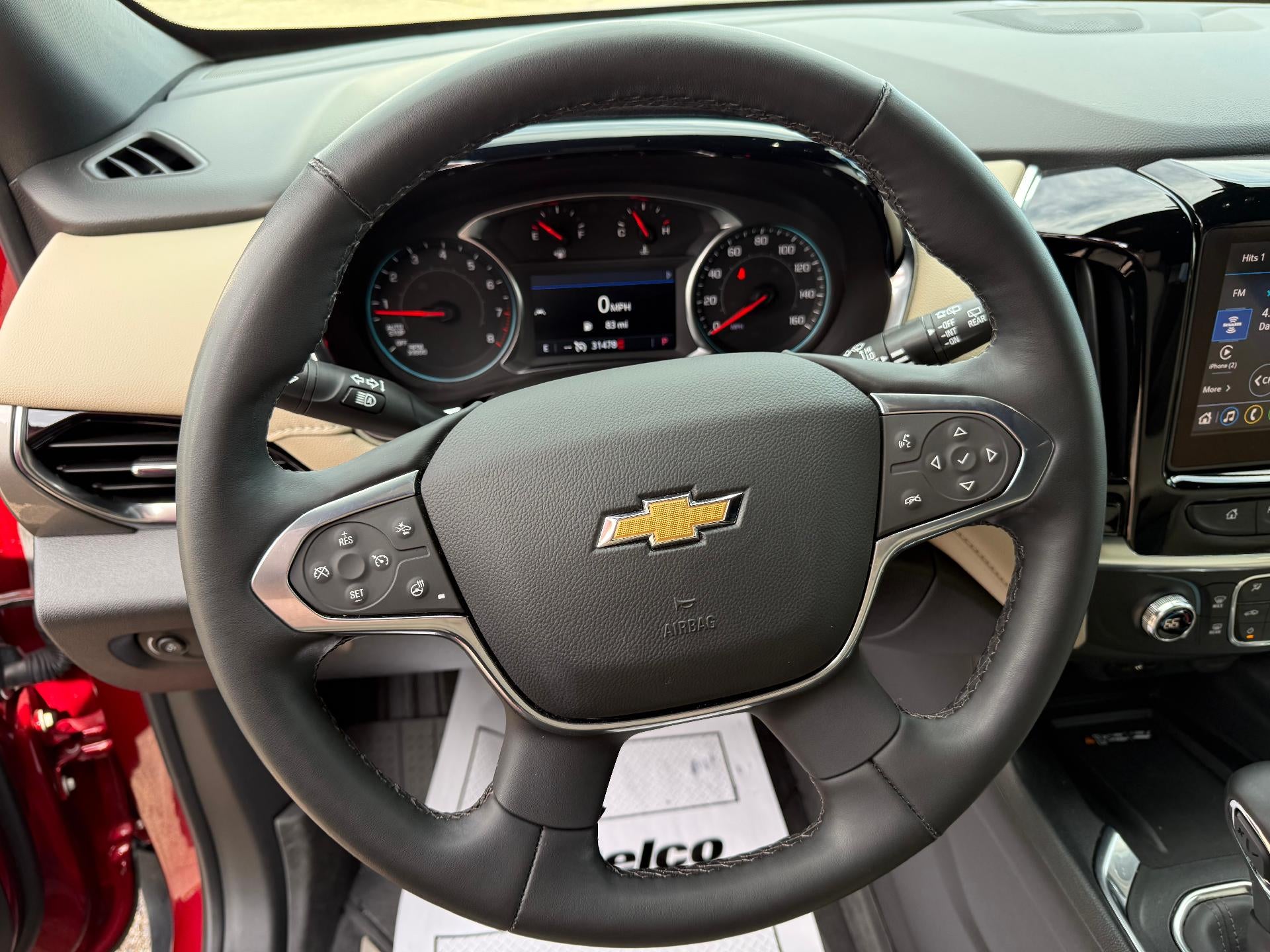 2023 Chevrolet Traverse LT Leather