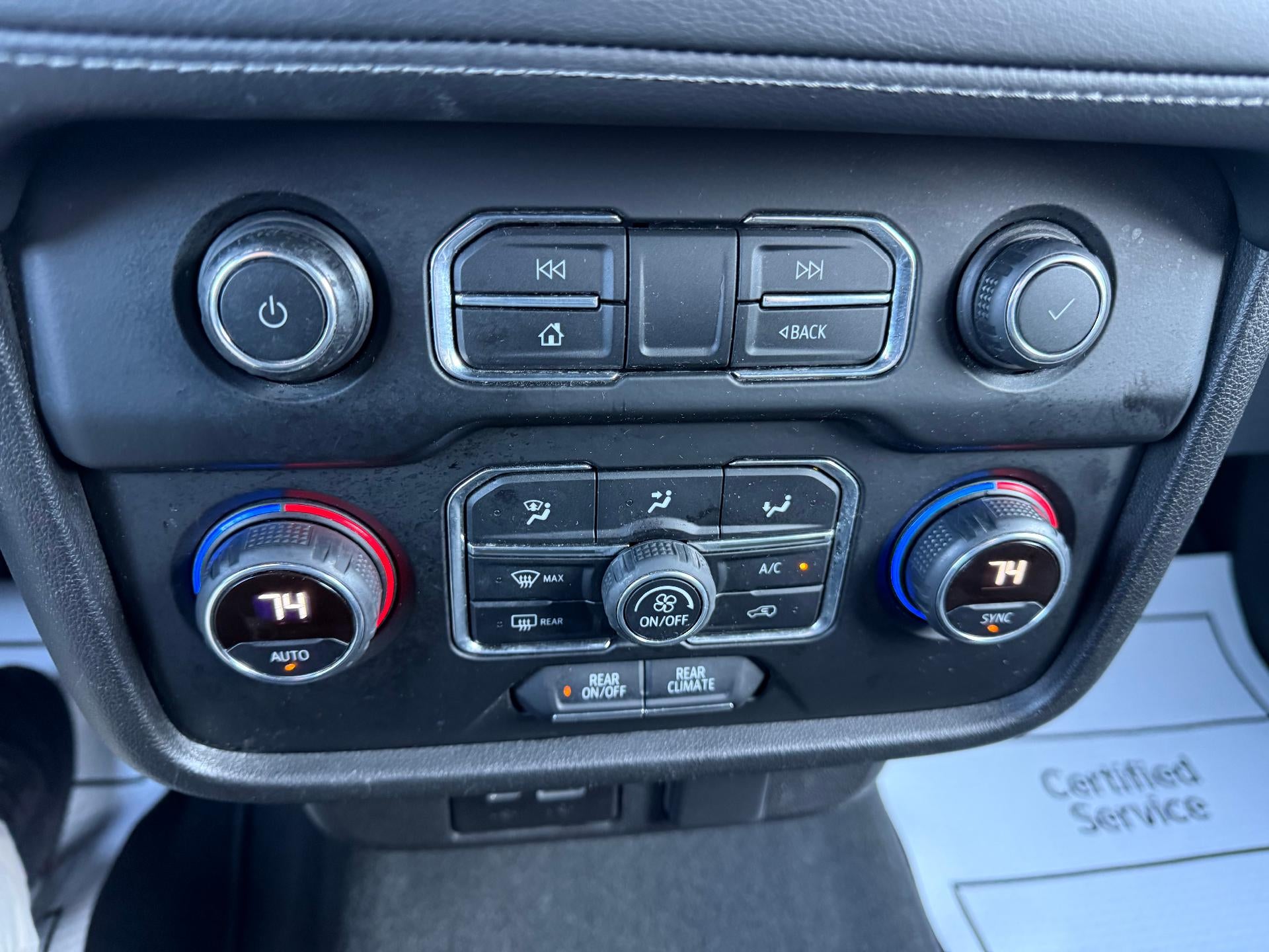 2021 Chevrolet Suburban LS