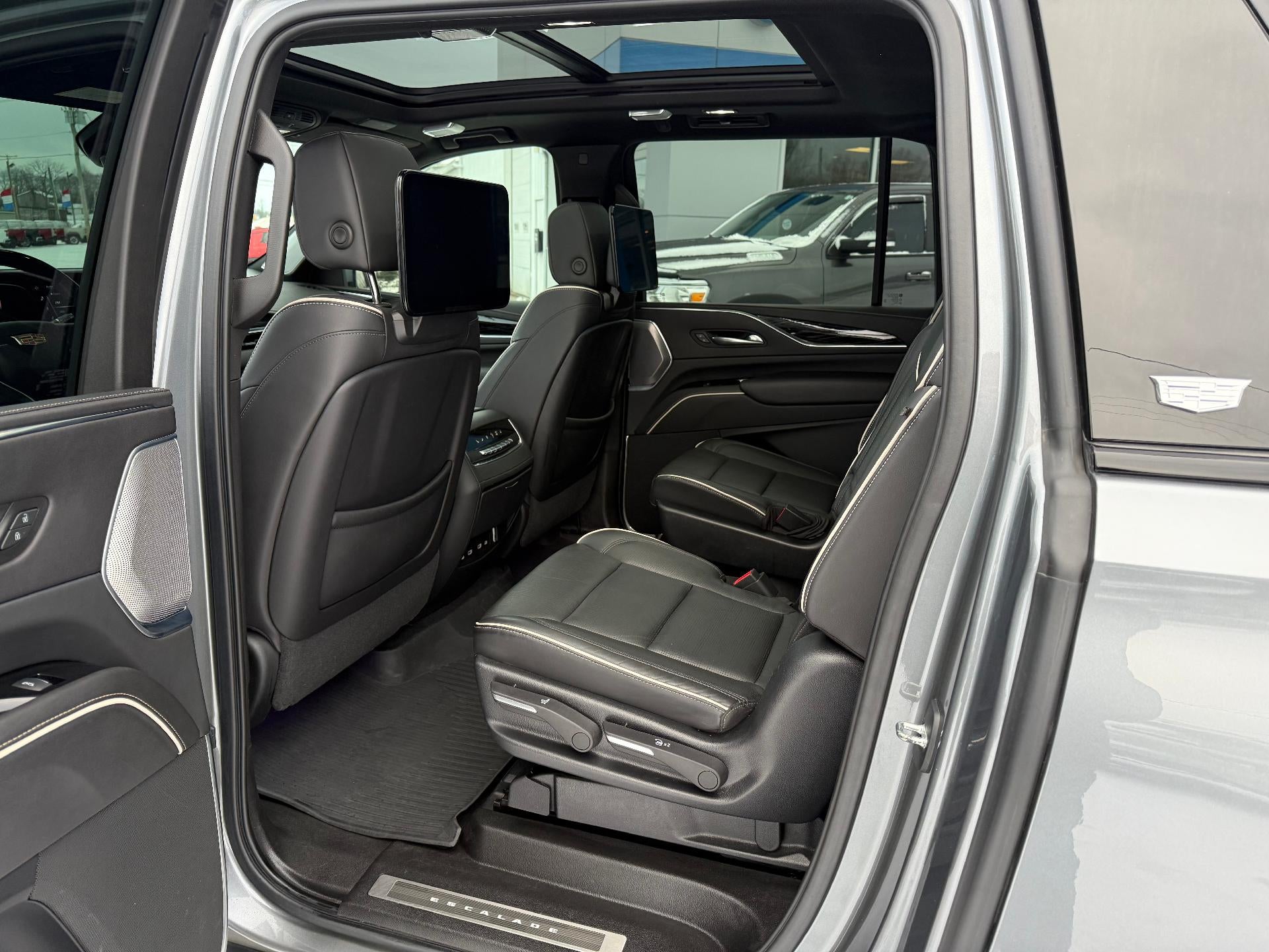 2021 Cadillac Escalade ESV Sport