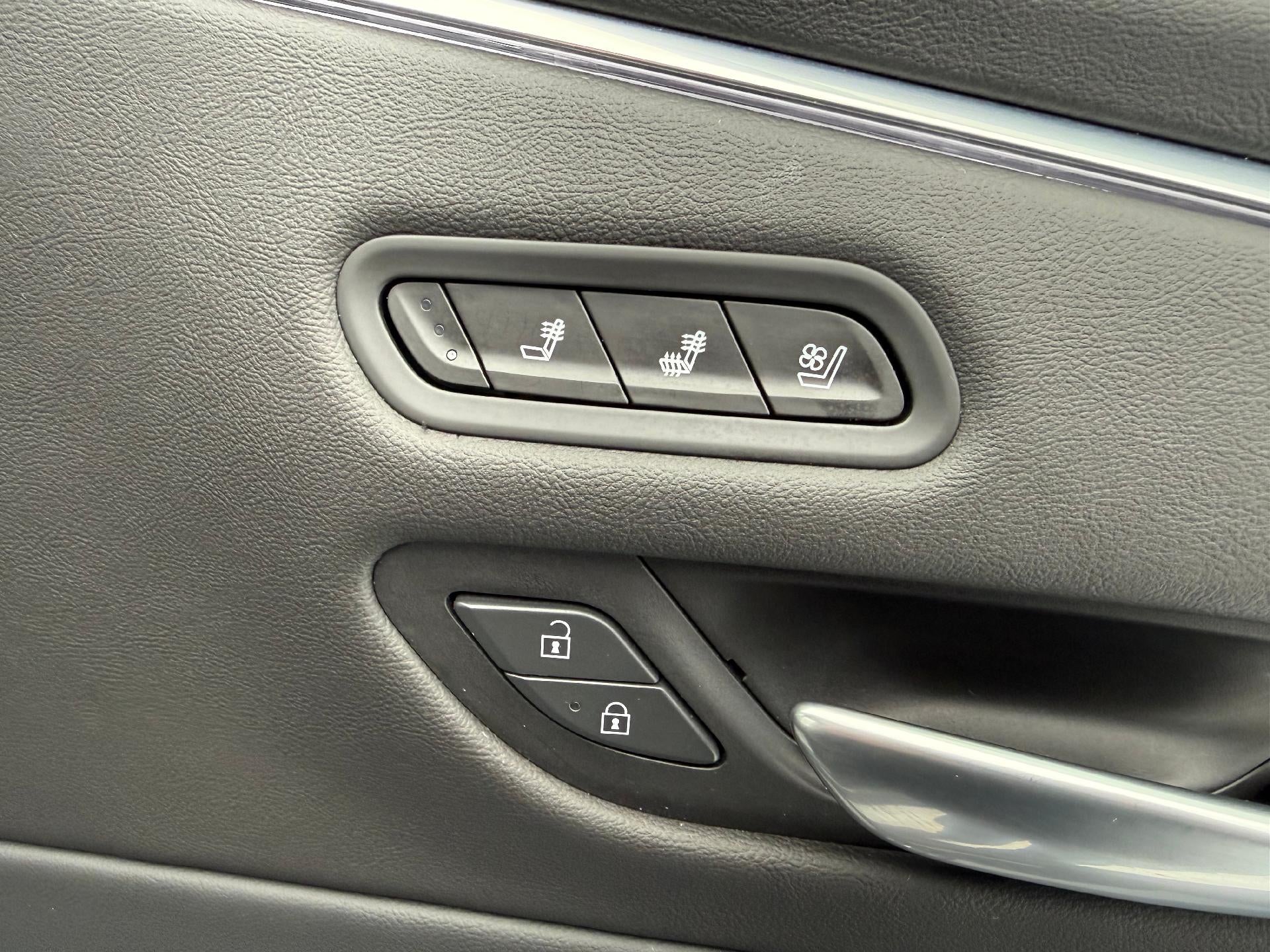 2021 Cadillac Escalade ESV Sport