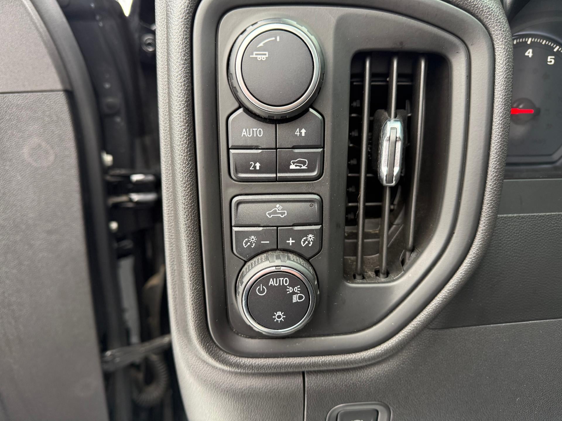 2019 Chevrolet Silverado 1500 Custom